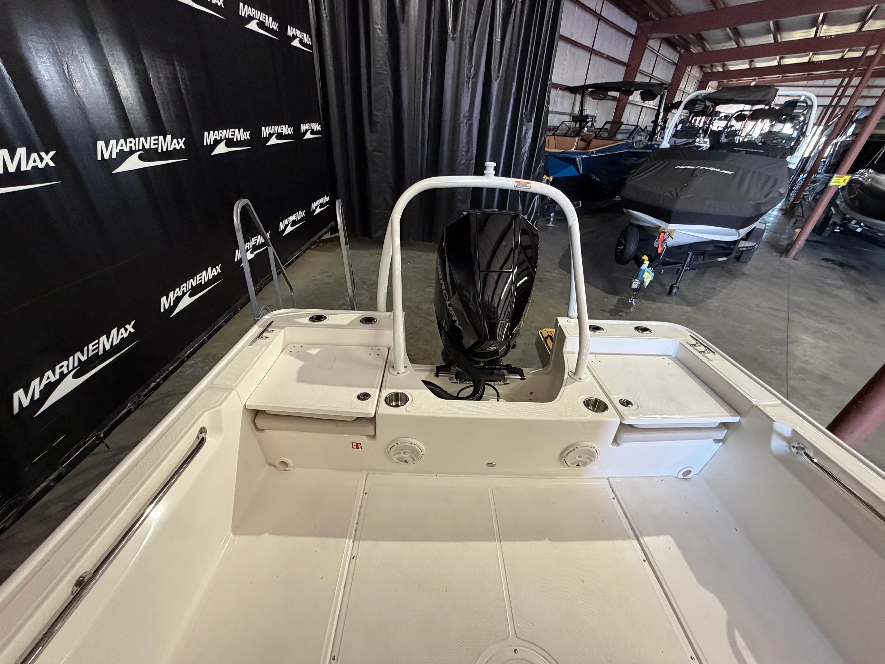 2026 Boston Whaler 210 Montauk Image Thumbnail #12