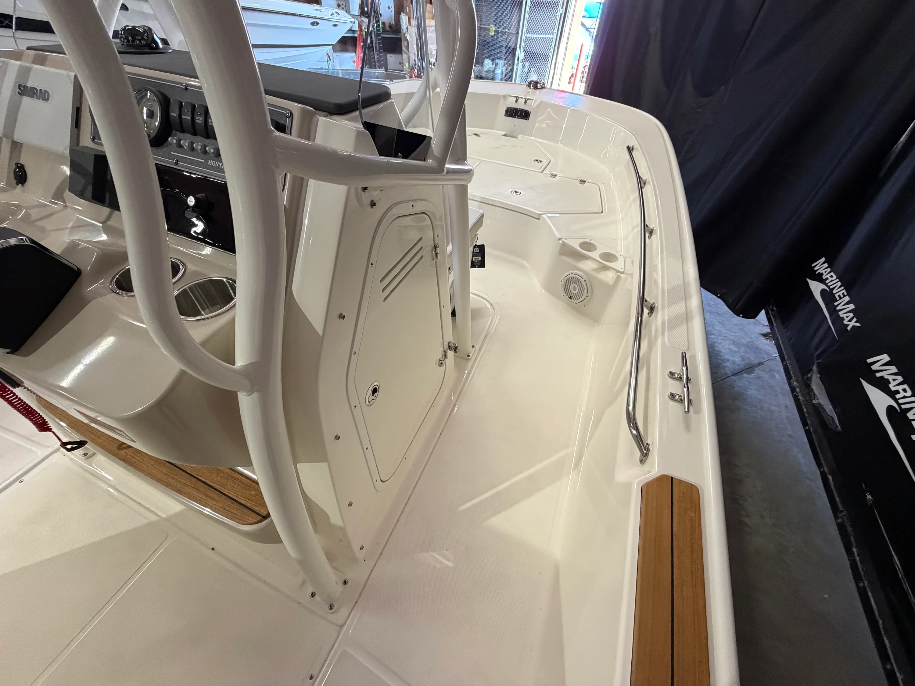 2026 Boston Whaler 210 Montauk Image Thumbnail #26