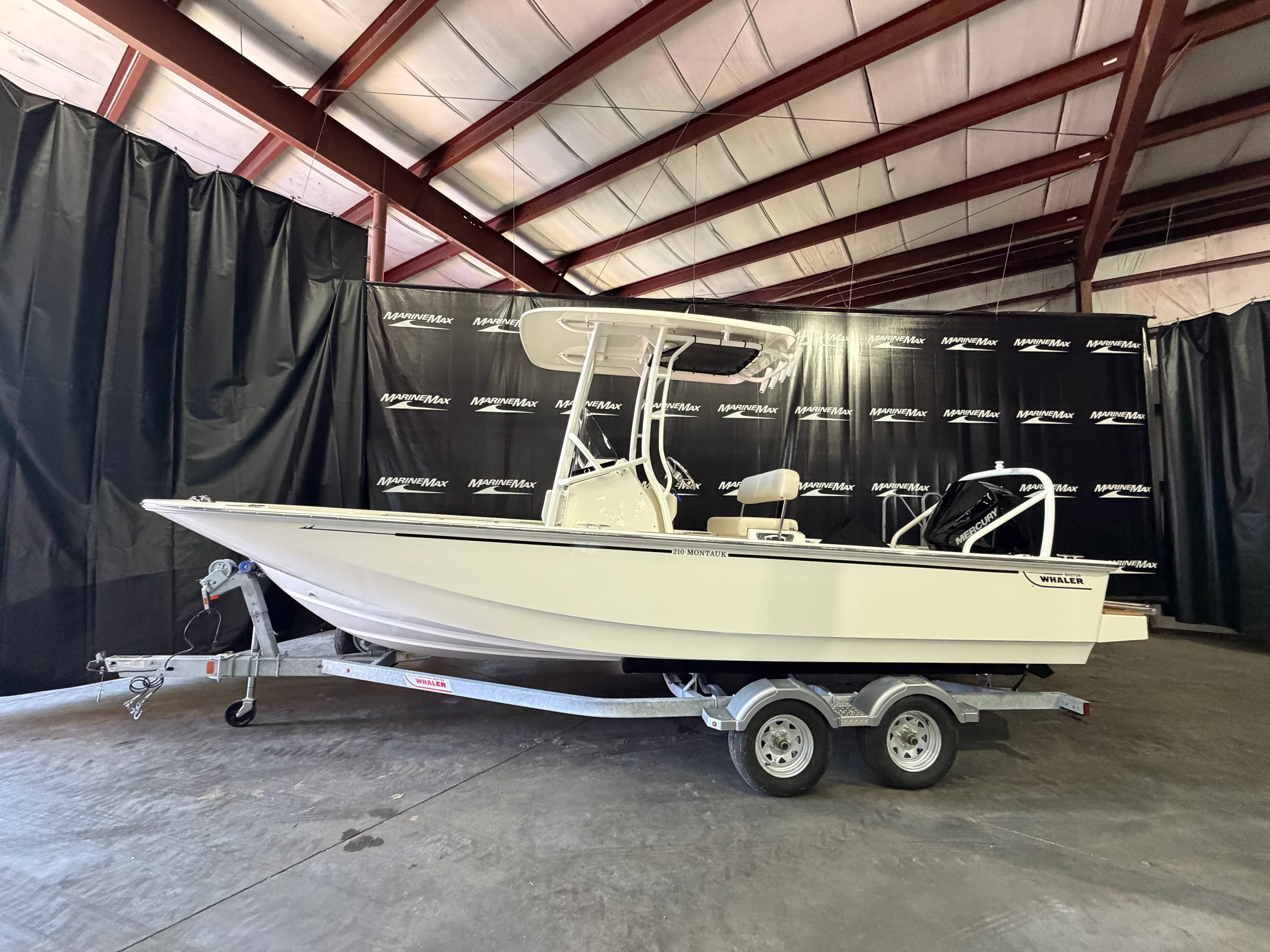 2026 Boston Whaler 210 Montauk Image Thumbnail #0