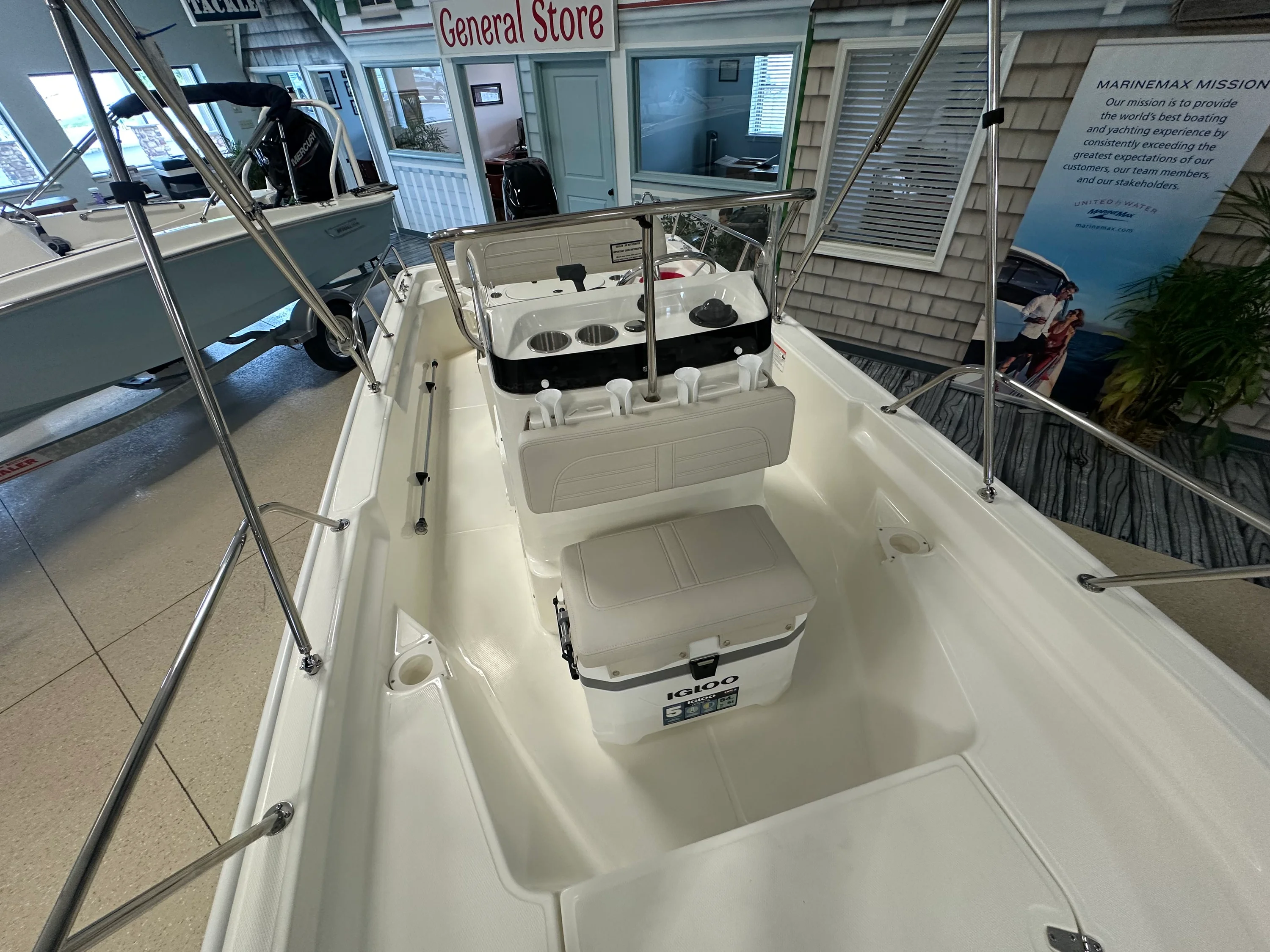 2026 Boston Whaler 150 Montauk Image Thumbnail #8