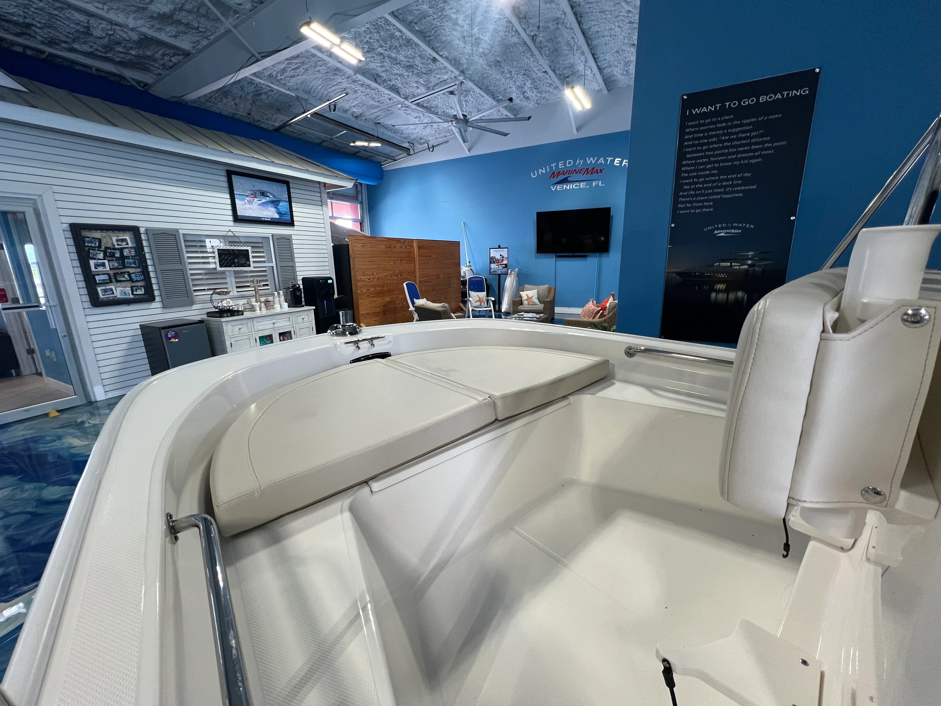 2026 Boston Whaler 150 Montauk Image Thumbnail #10