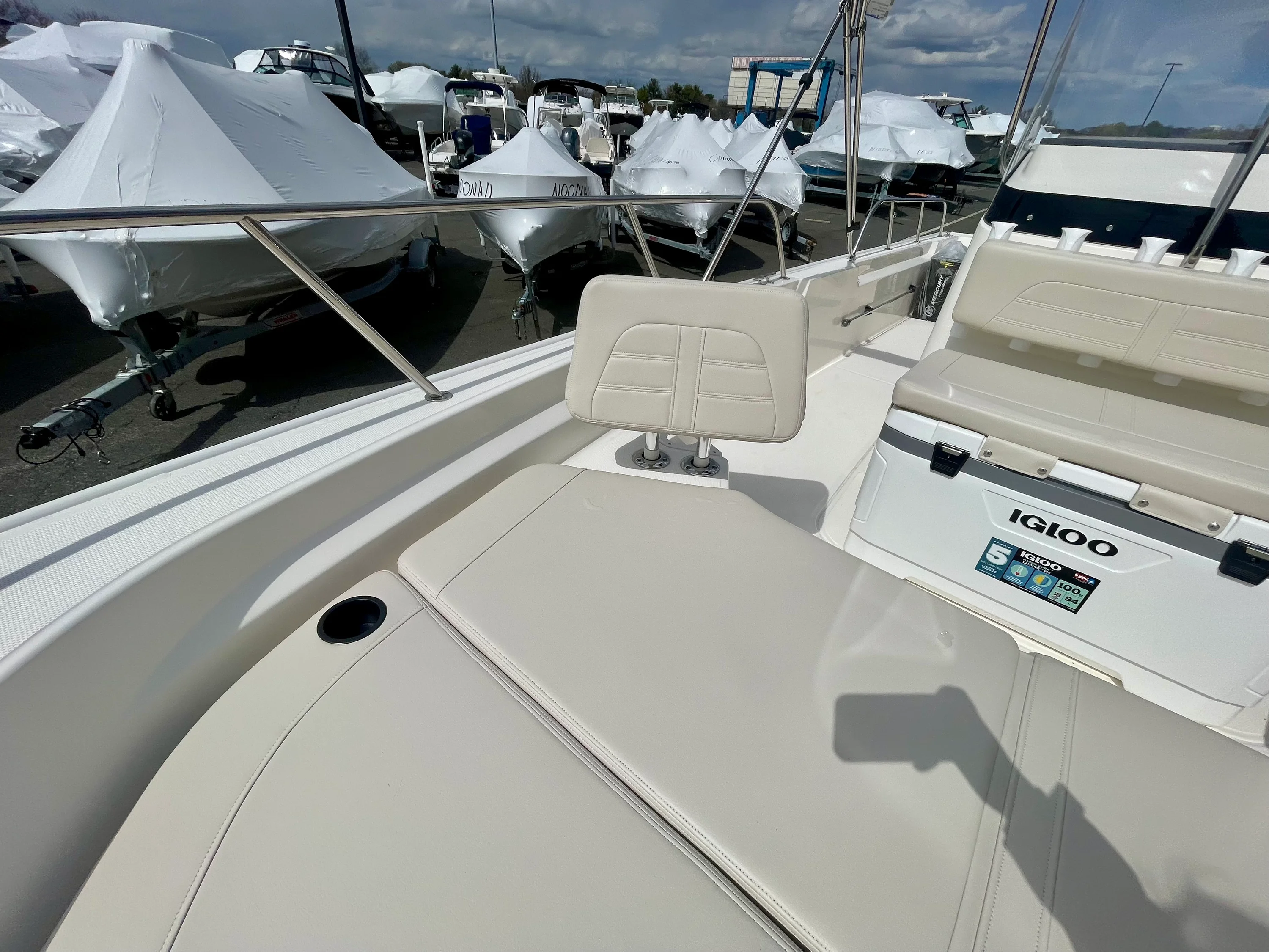 2026 Boston Whaler 210 Montauk Image Thumbnail #15