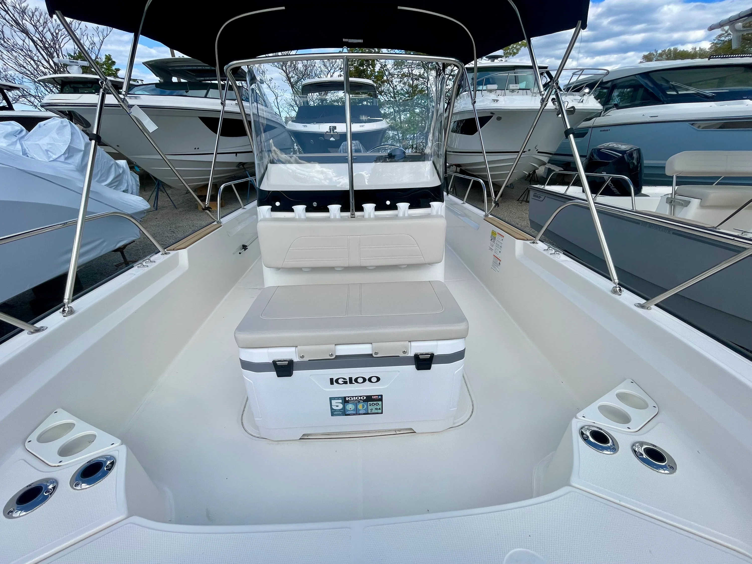 2026 Boston Whaler 210 Montauk Image Thumbnail #13