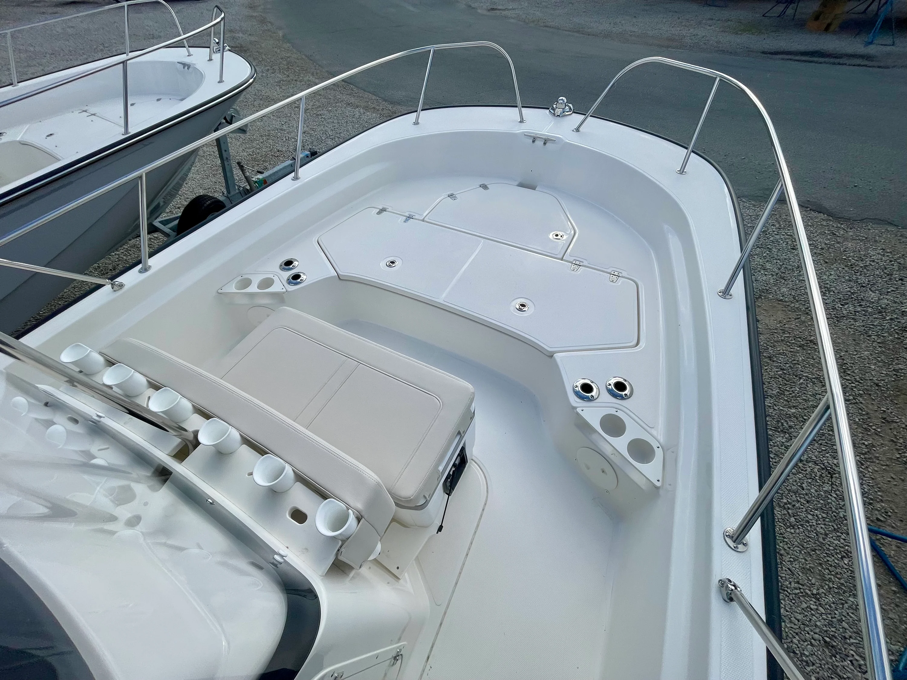 2026 Boston Whaler 210 Montauk Image Thumbnail #10