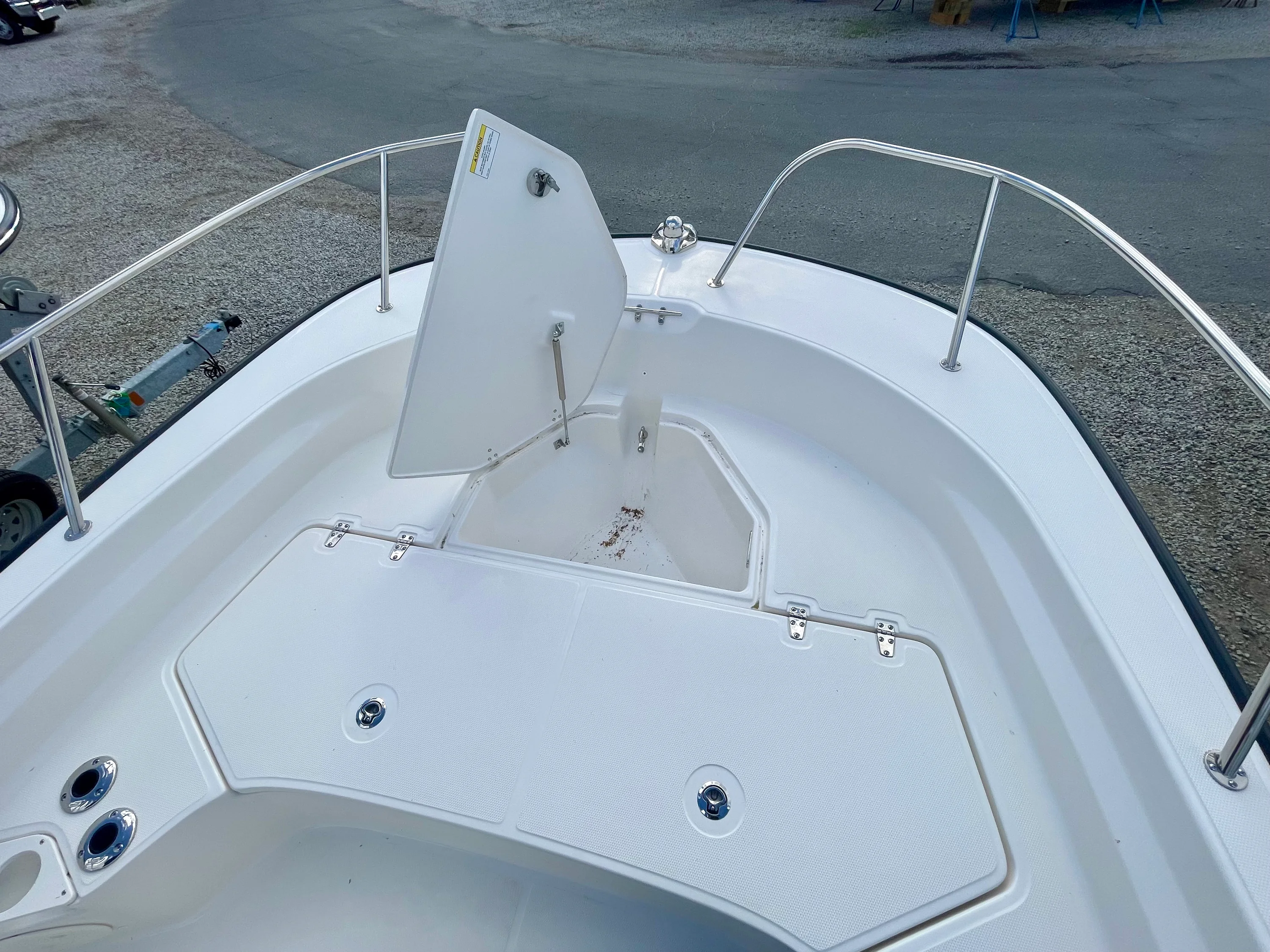 2026 Boston Whaler 210 Montauk Image Thumbnail #12