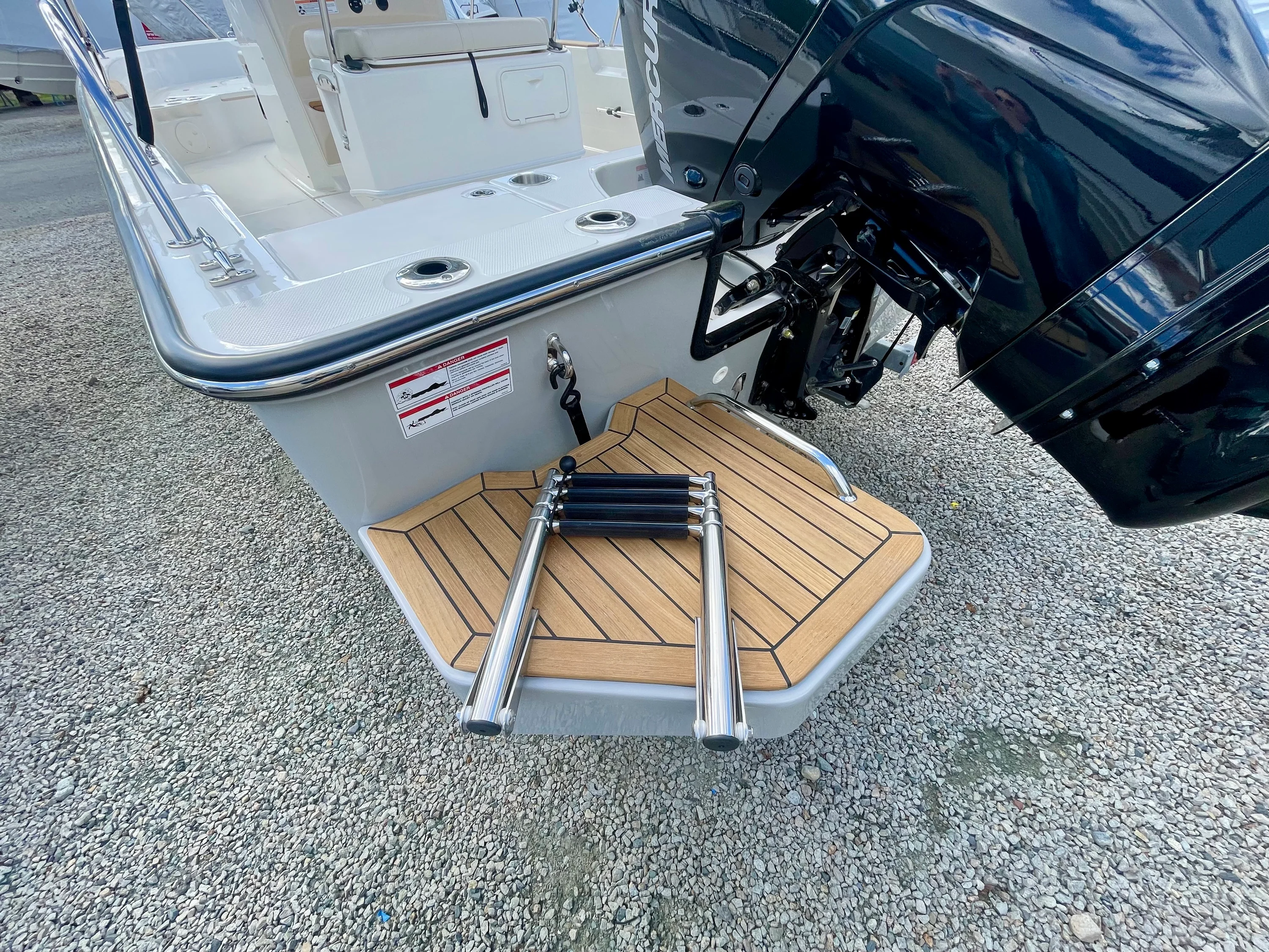 2026 Boston Whaler 210 Montauk Image Thumbnail #2
