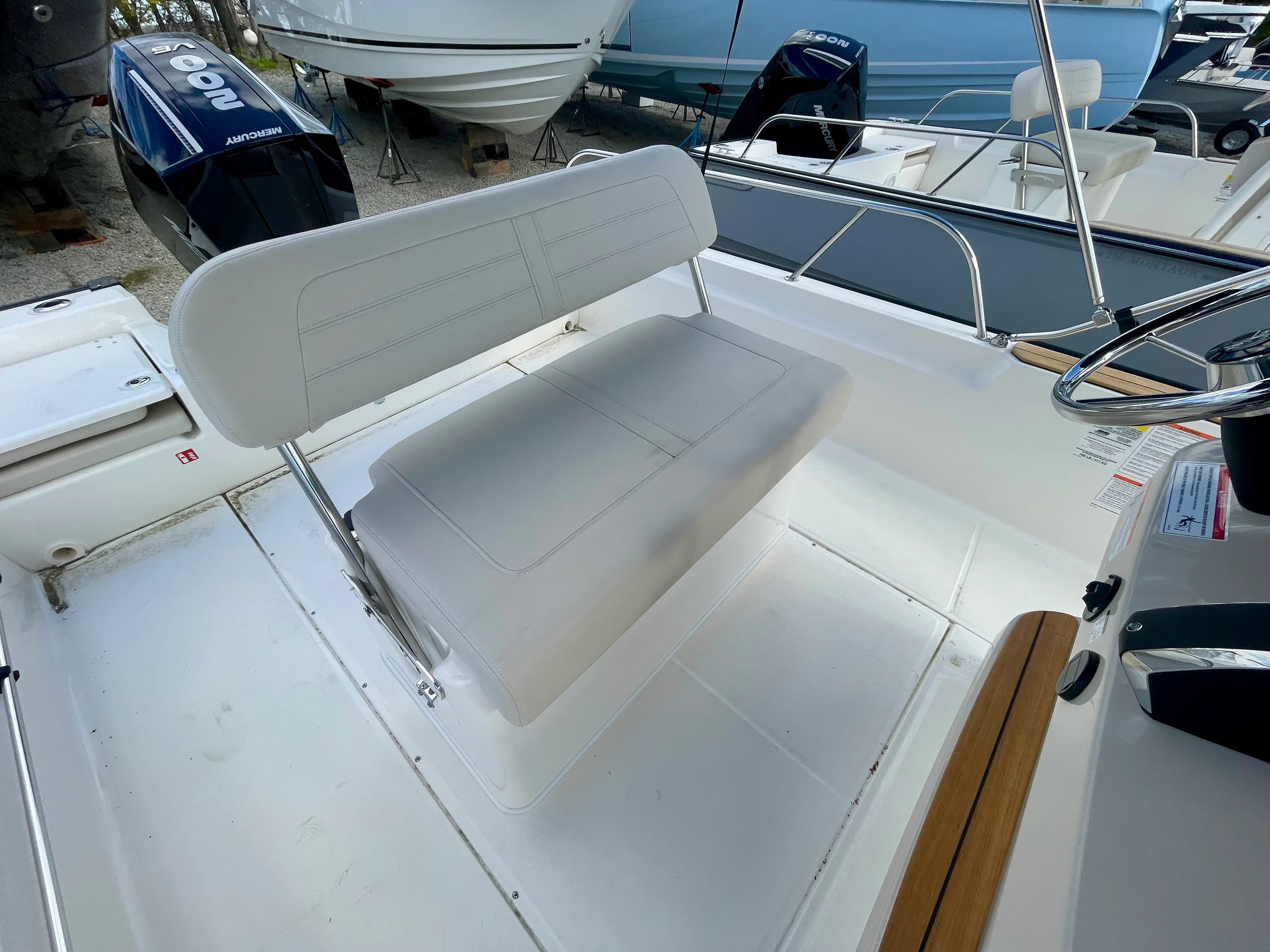 2026 Boston Whaler 210 Montauk Image Thumbnail #8
