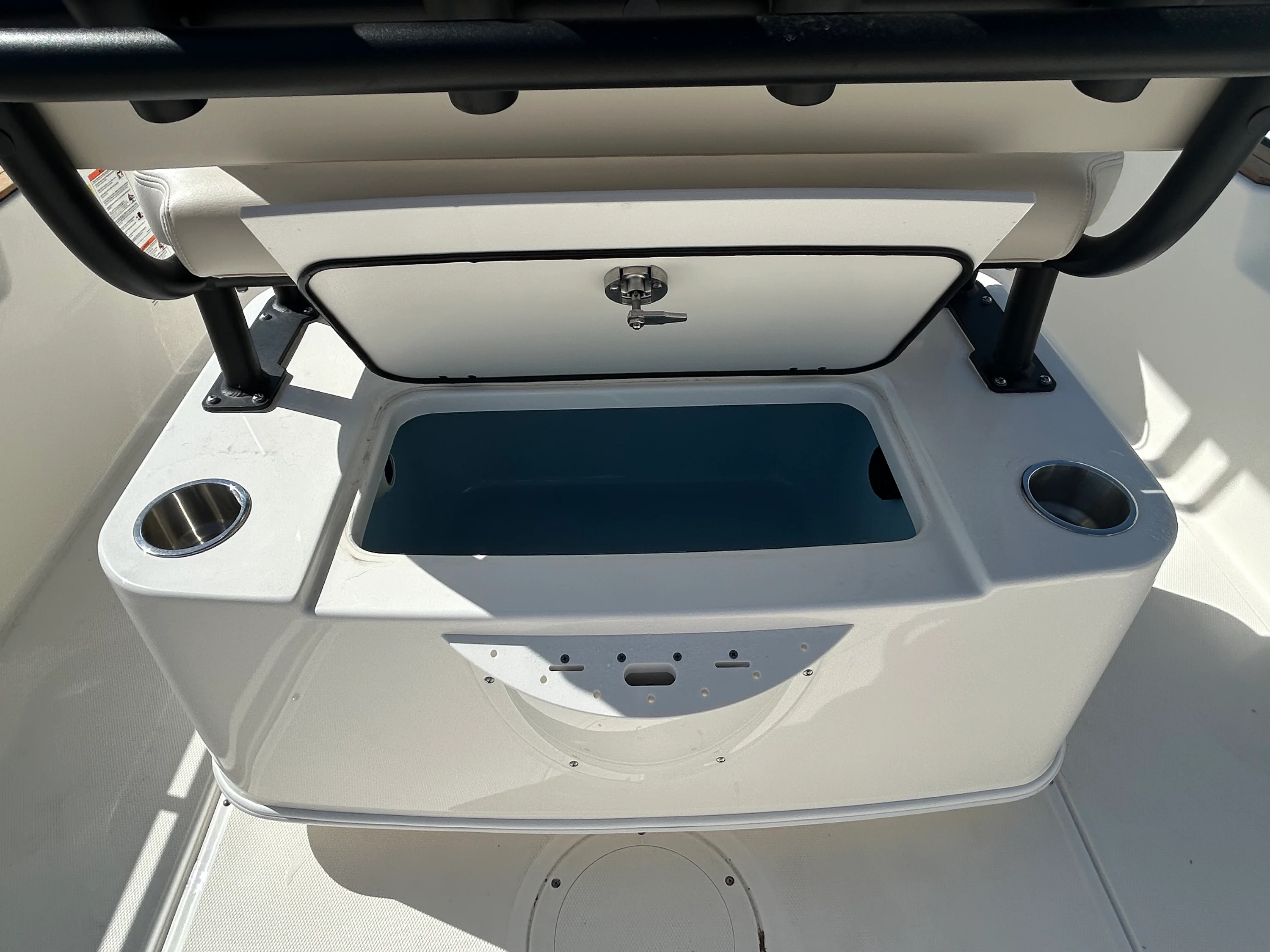 2026 Boston Whaler 210 Montauk Image Thumbnail #10