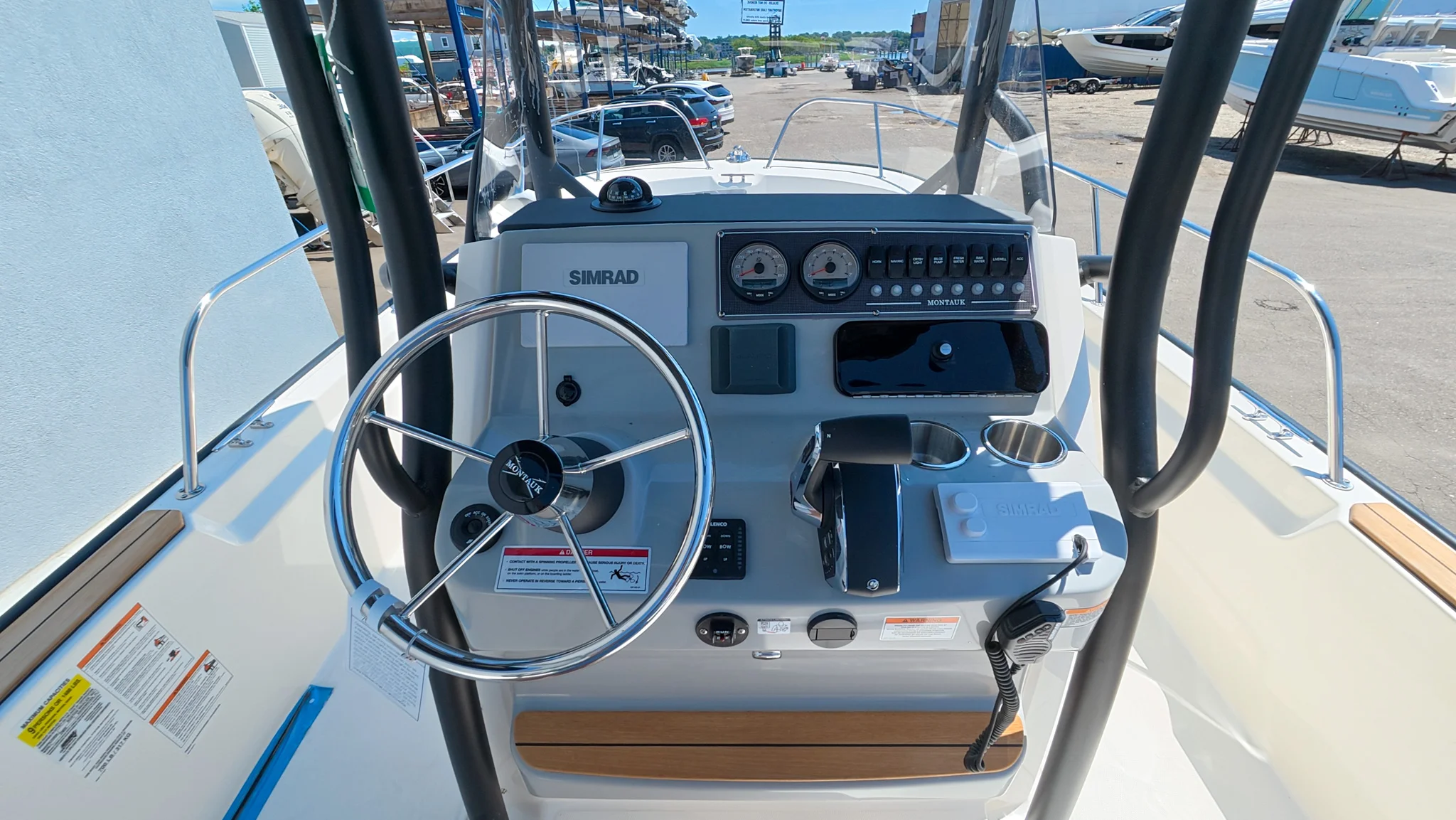 2026 Boston Whaler 210 Montauk Image Thumbnail #14