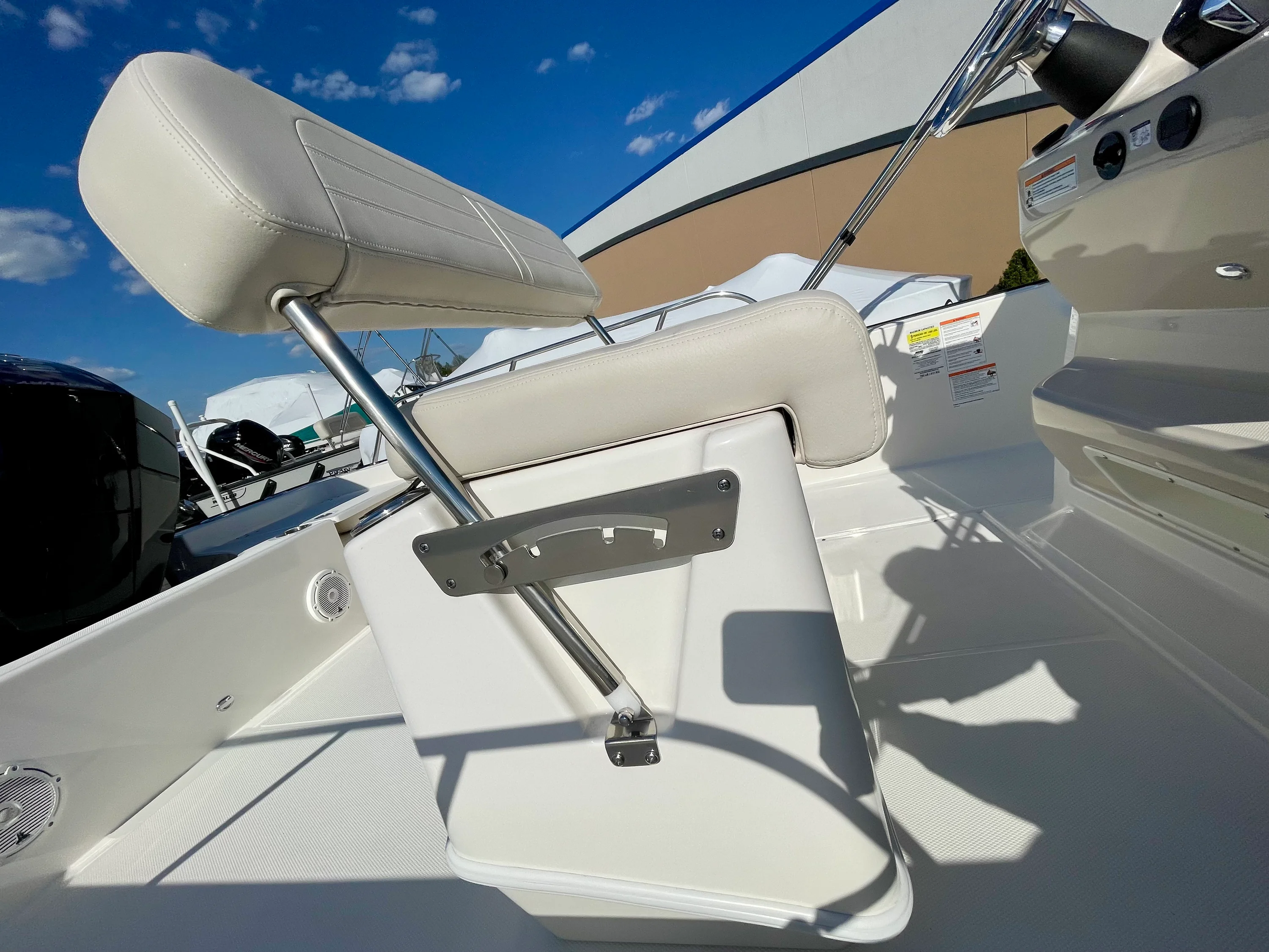 2026 Boston Whaler 210 Montauk Image Thumbnail #6