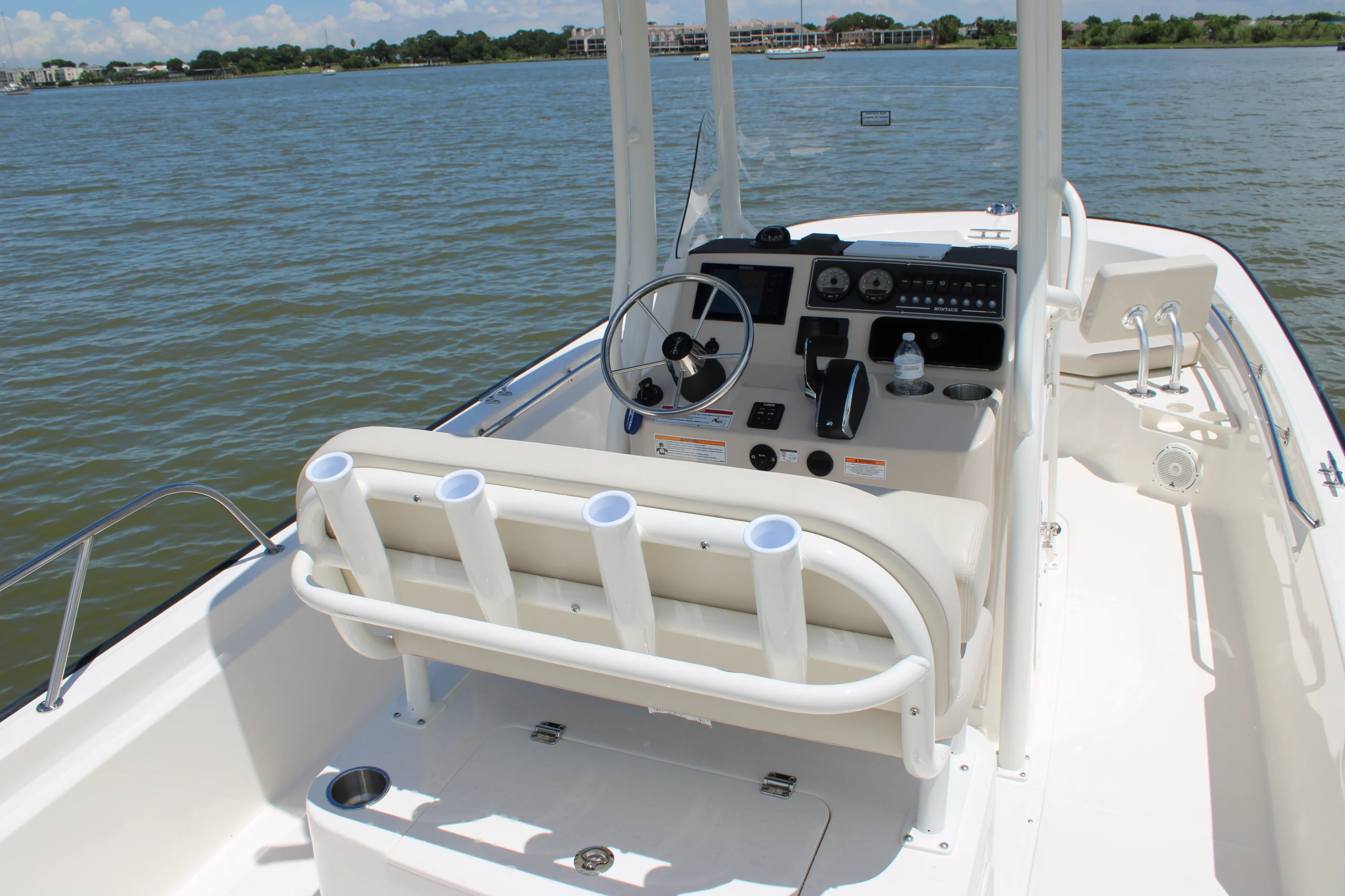 2026 Boston Whaler 210 Montauk Image Thumbnail #26