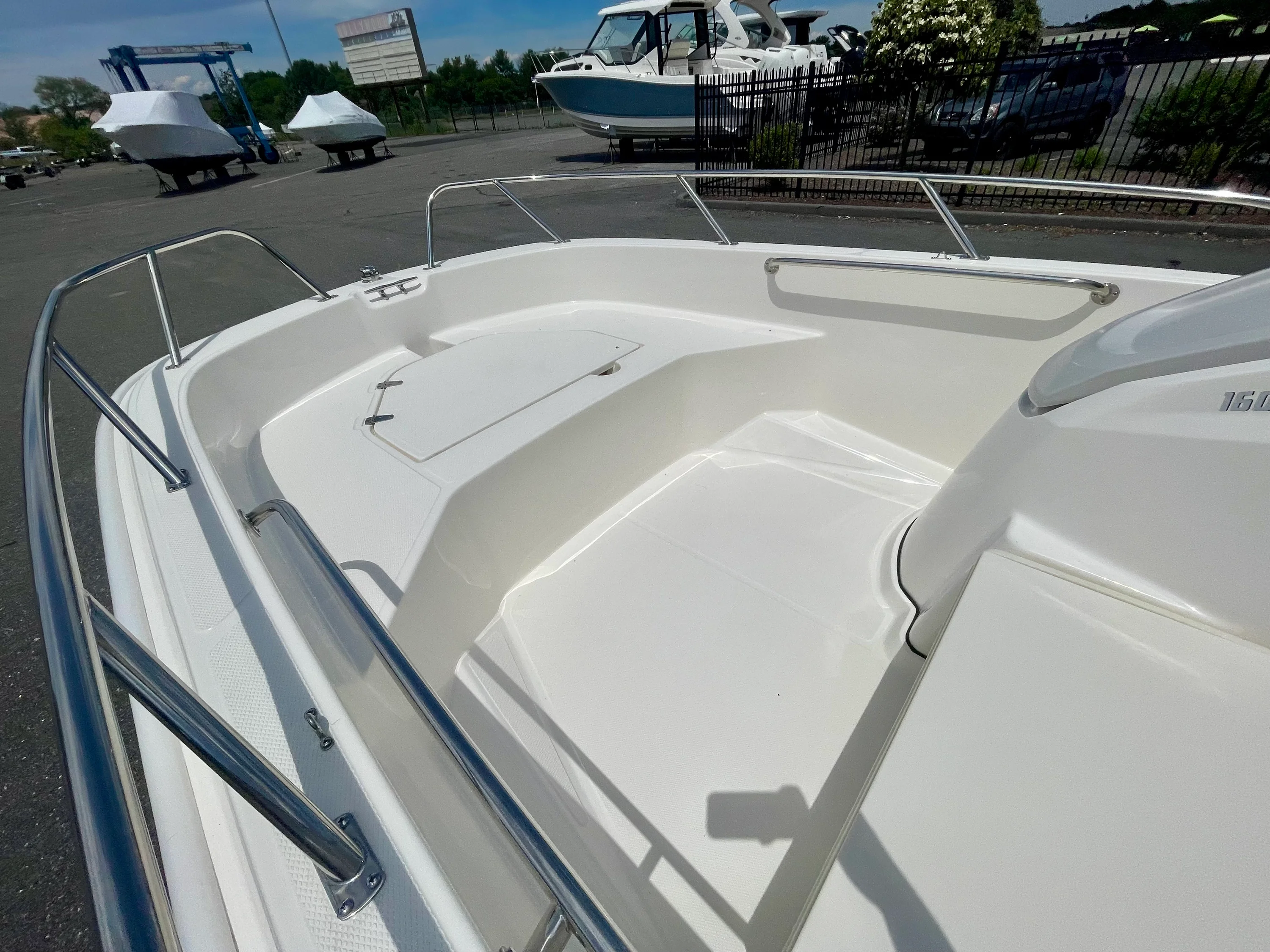 2026 Boston Whaler 160 Super Sport Image Thumbnail #8