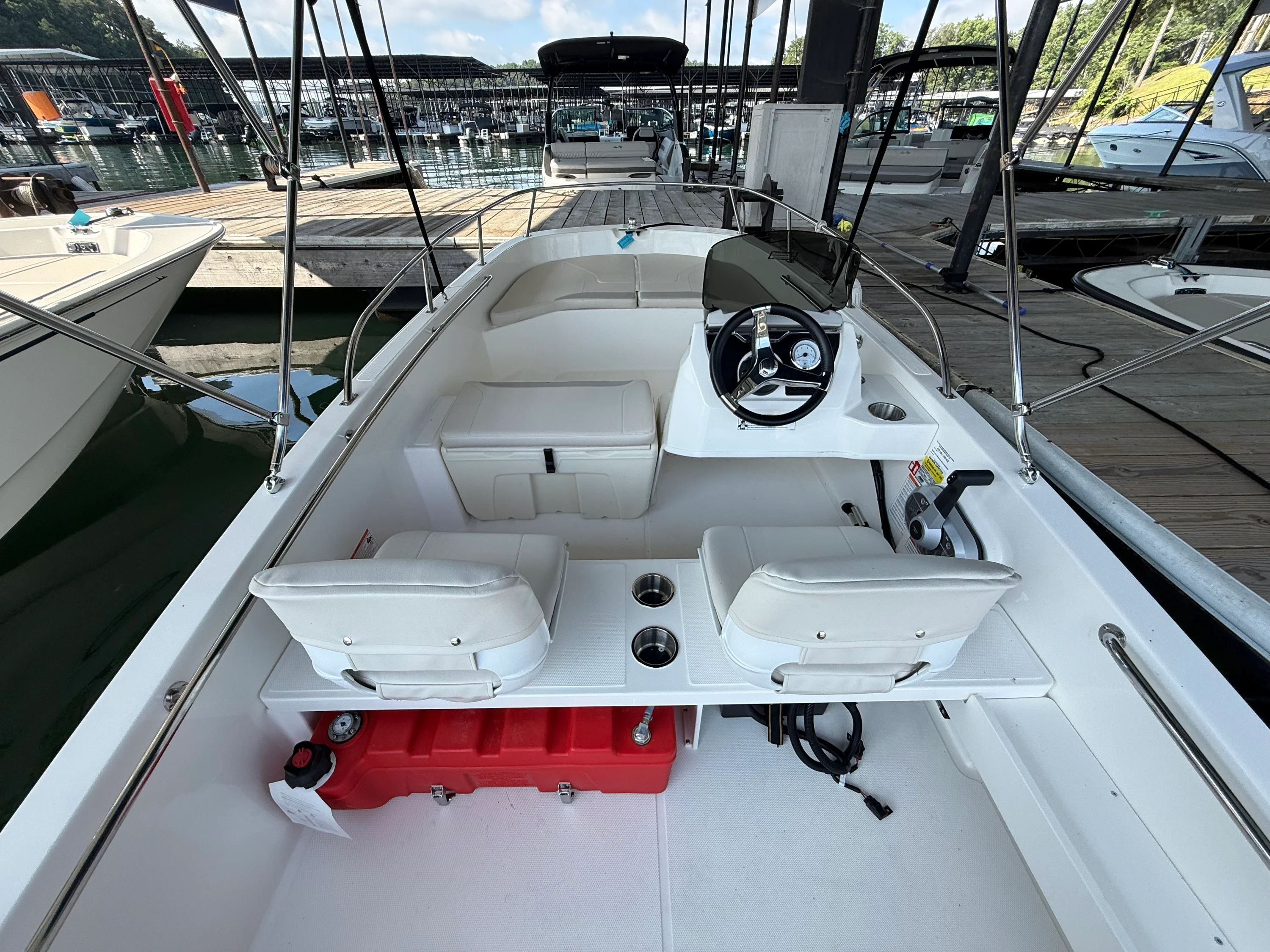 2026 Boston Whaler 160 Super Sport Image Thumbnail #7