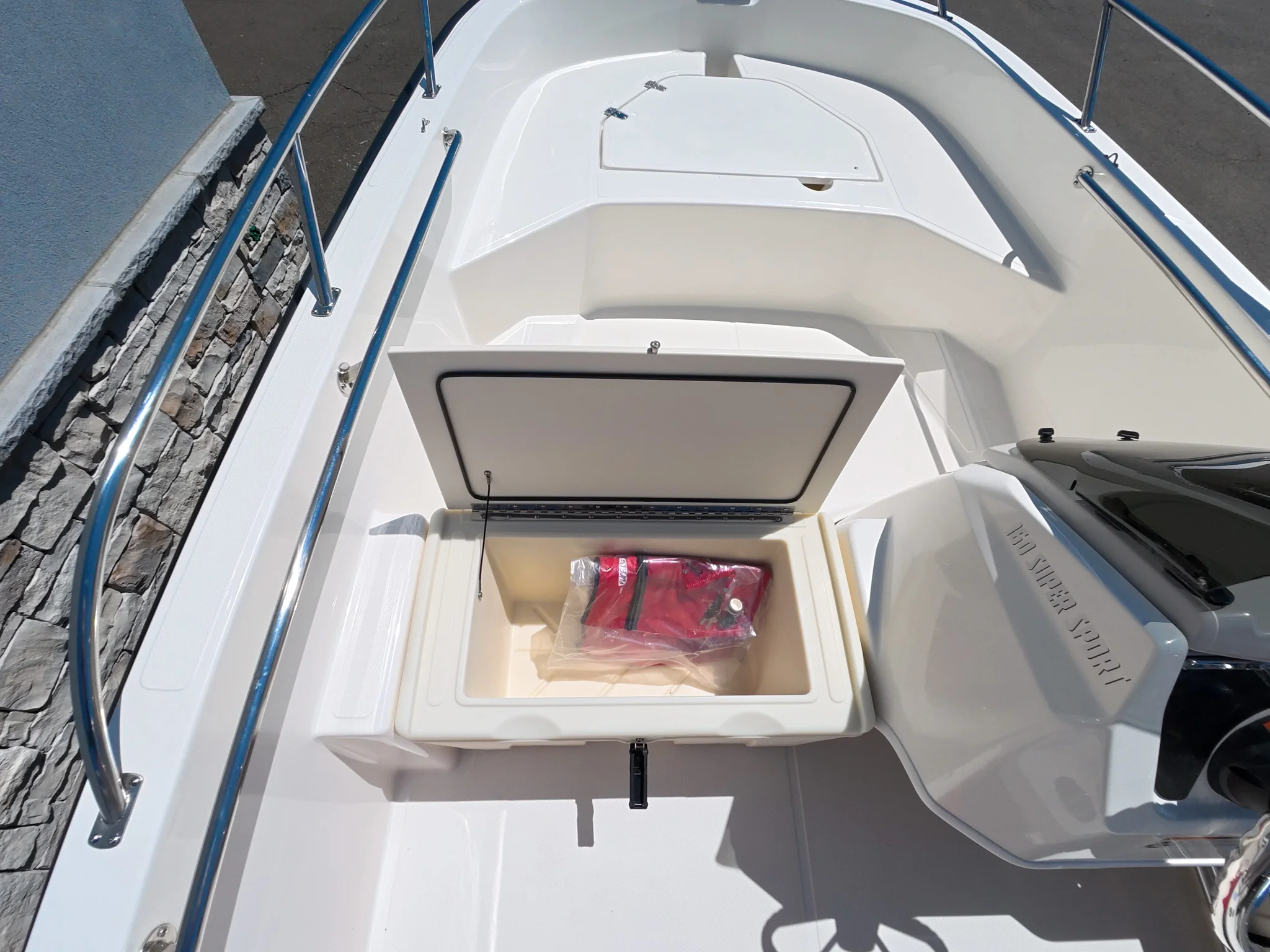 2026 Boston Whaler 160 Super Sport Image Thumbnail #16