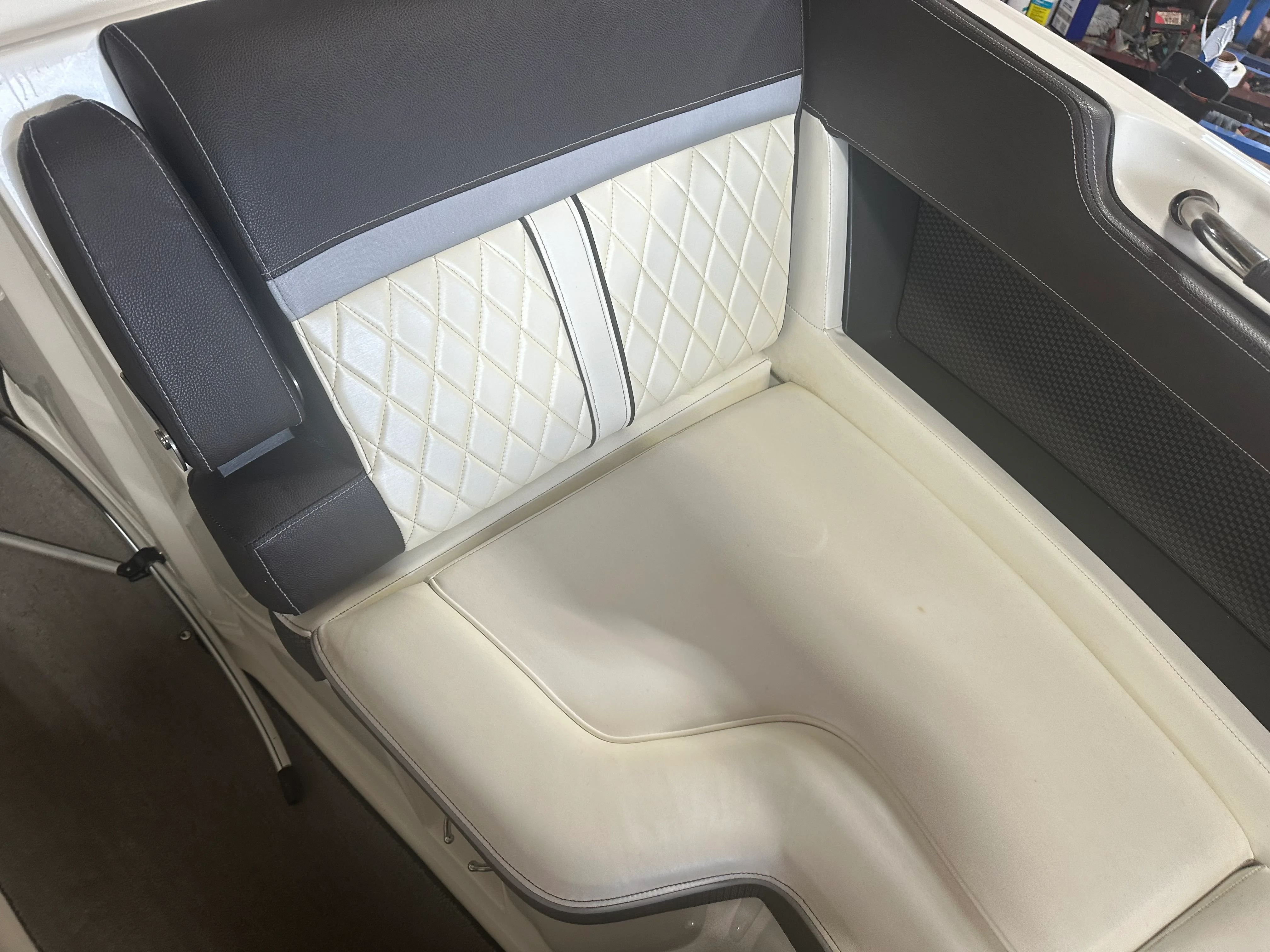 2016 Sea Ray 250 SLX Image Thumbnail #9