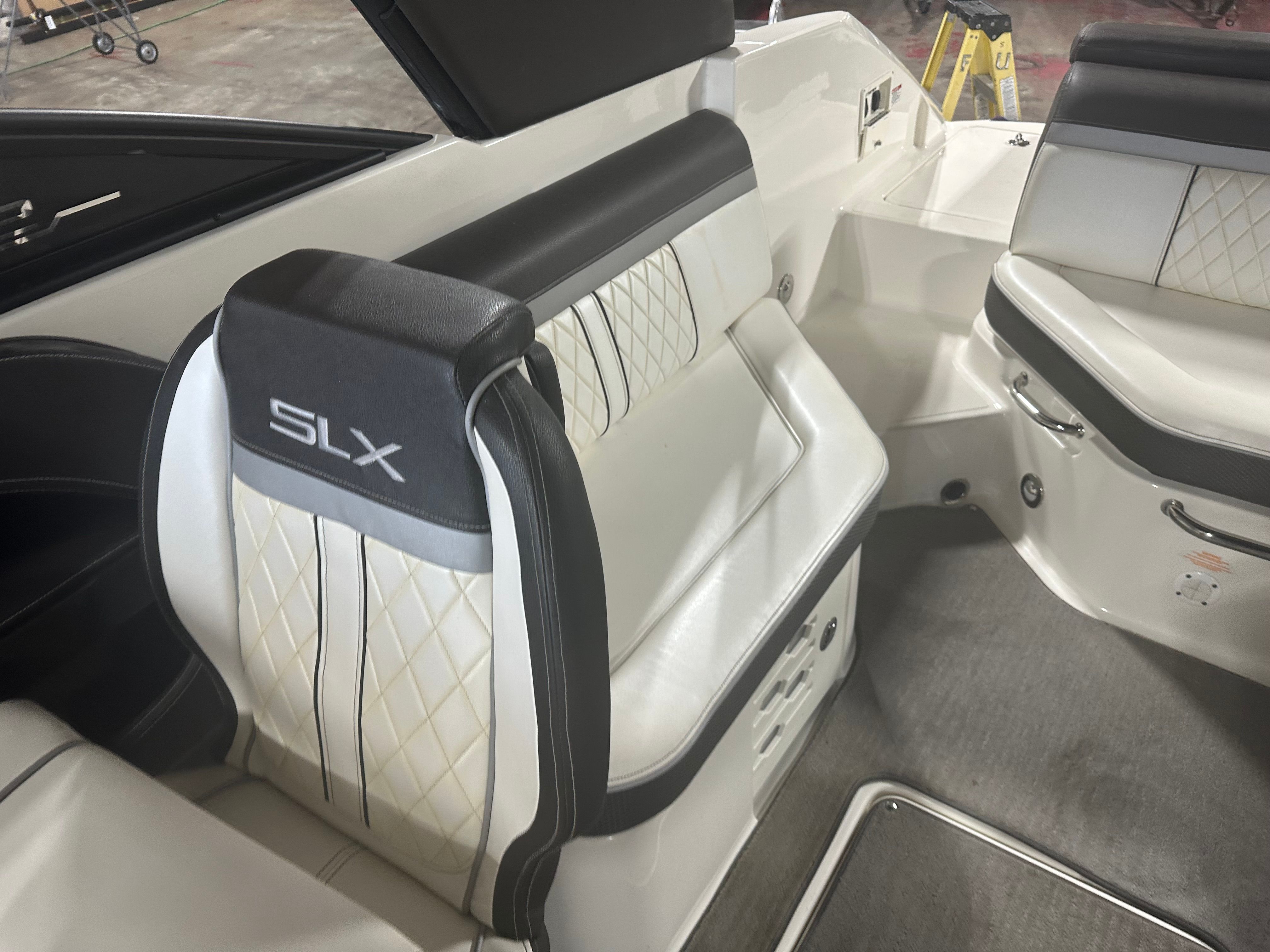 2016 Sea Ray 250 SLX Image Thumbnail #21