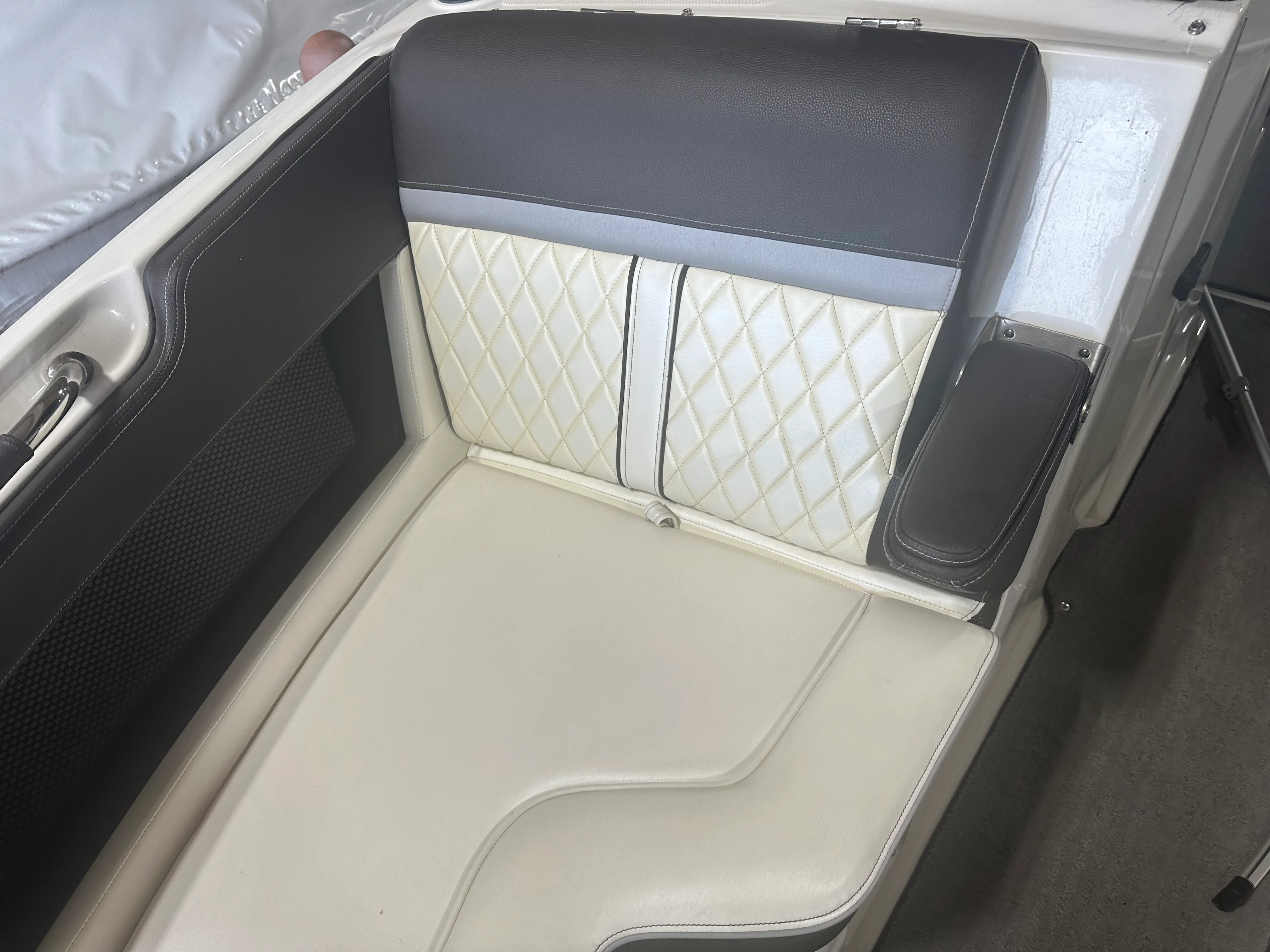 2016 Sea Ray 250 SLX Image Thumbnail #8