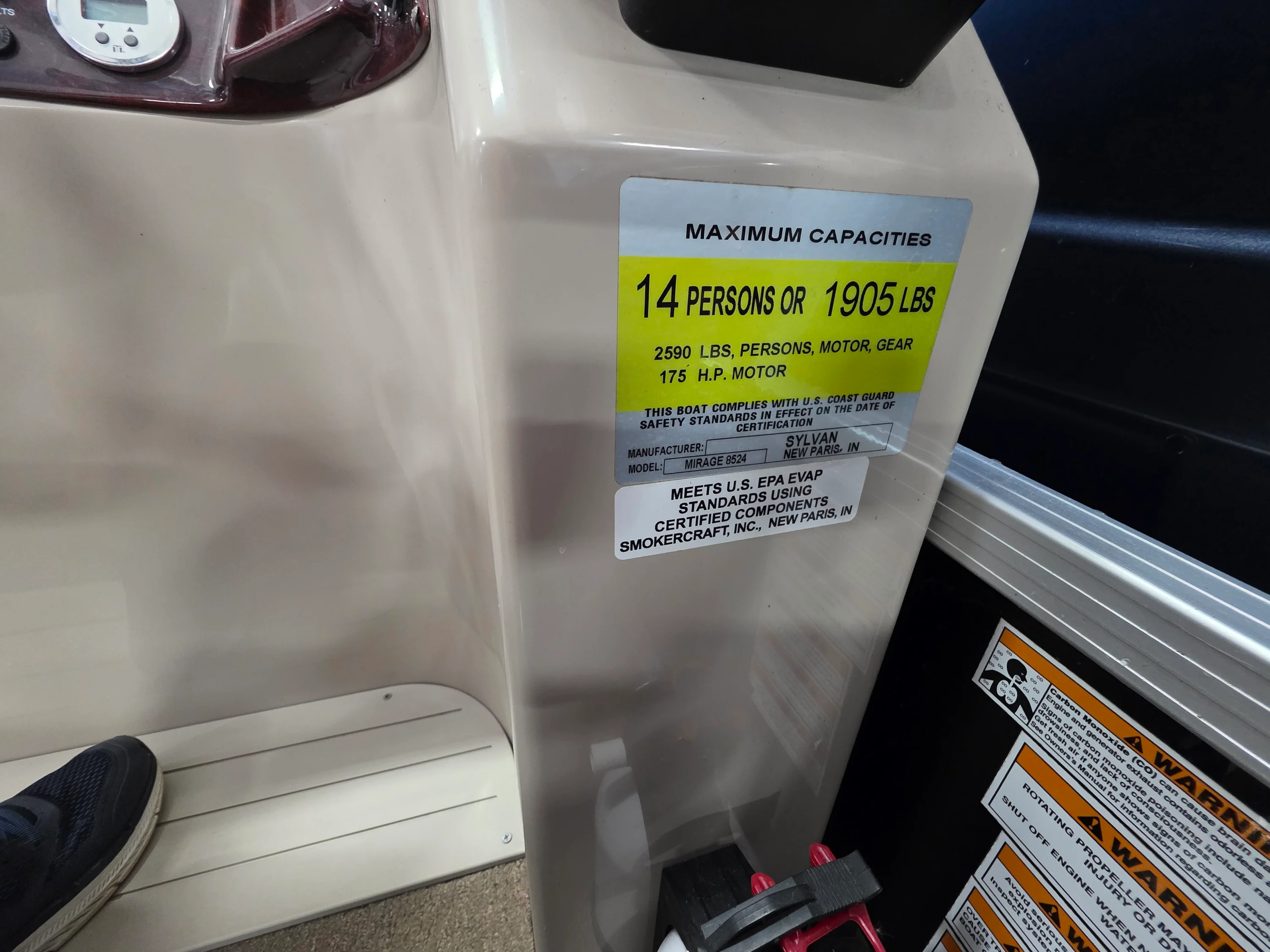 2012 Sylvan 8524 MIRAGE LZ Image Thumbnail #7