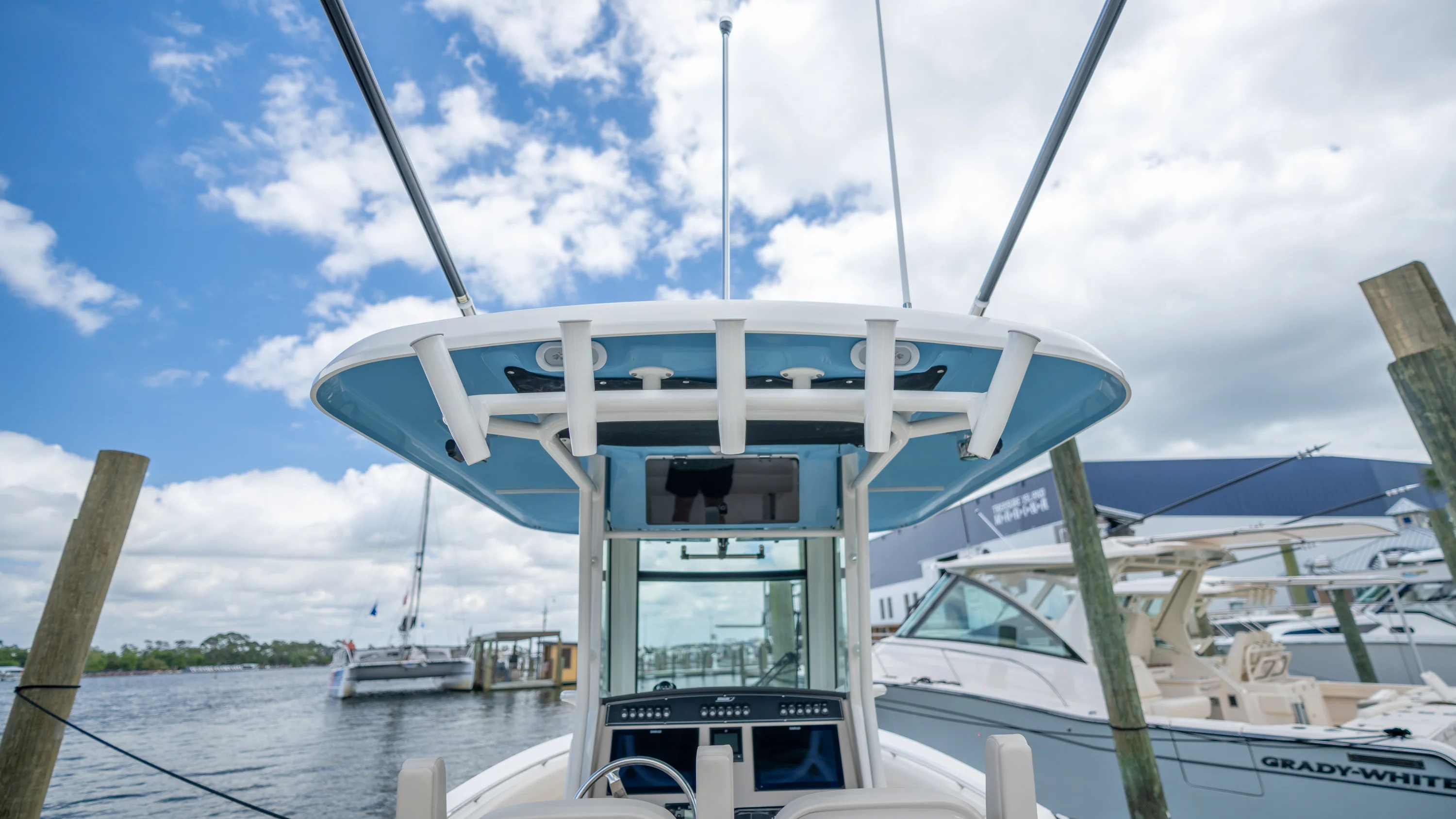 2026 Boston Whaler 280 Outrage Image Thumbnail #37