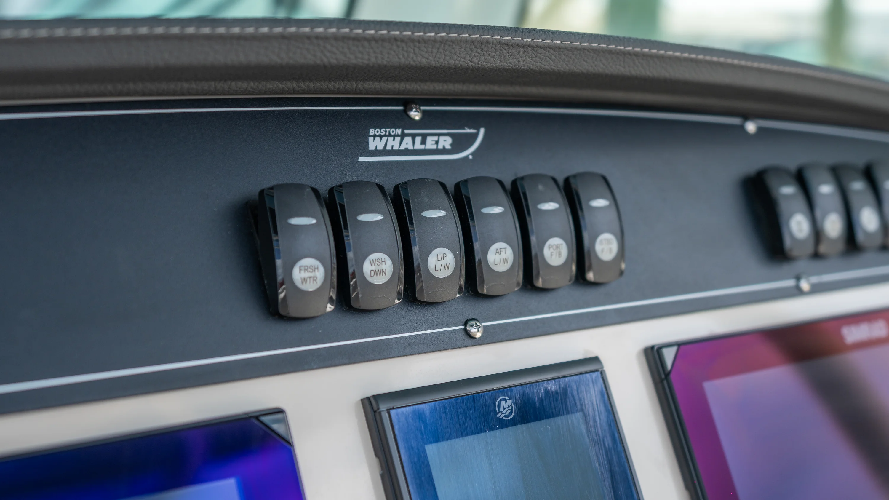 2026 Boston Whaler 280 Outrage Image Thumbnail #21