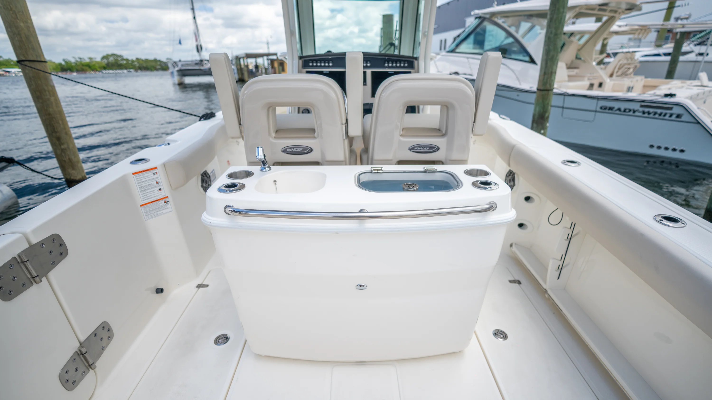 2026 Boston Whaler 280 Outrage Image Thumbnail #31