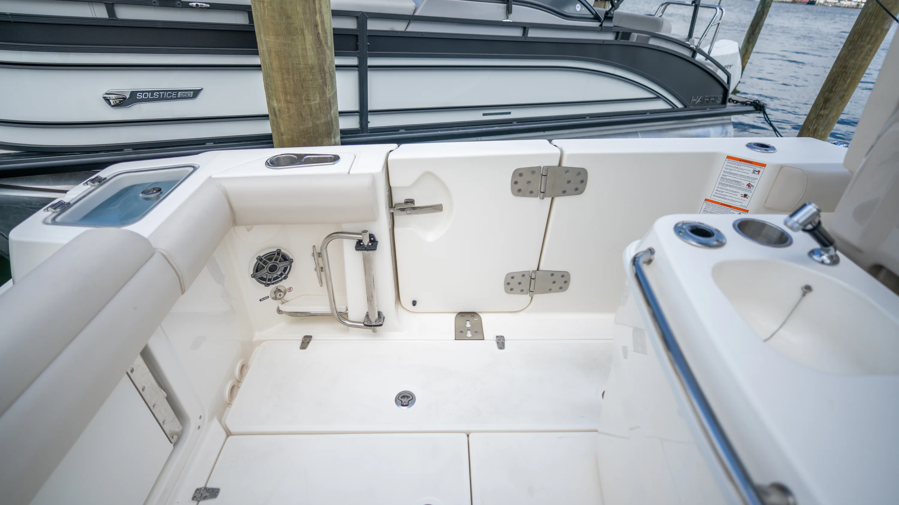 2026 Boston Whaler 280 Outrage Image Thumbnail #34