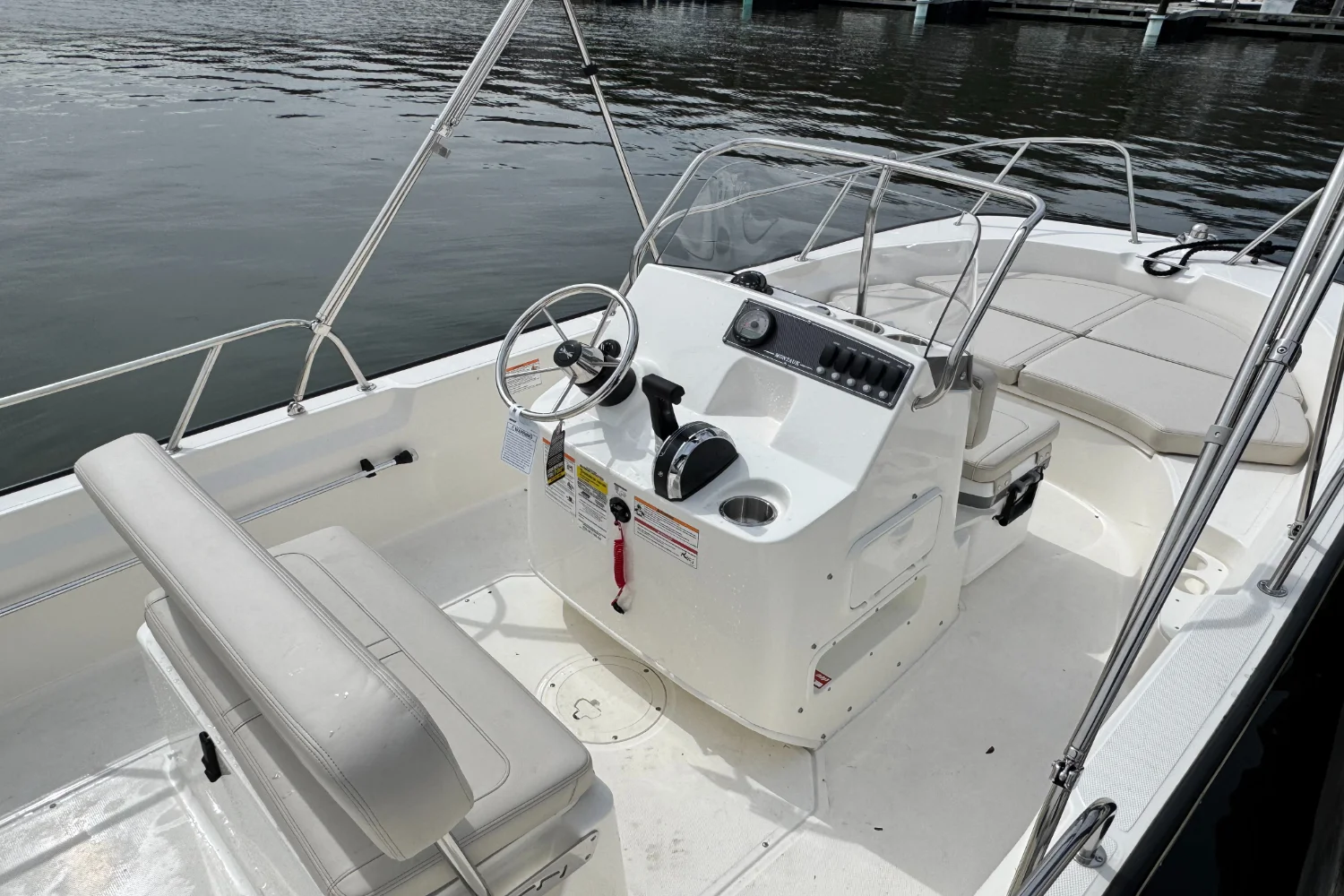 2026 Boston Whaler 170 Montauk Image Thumbnail #9