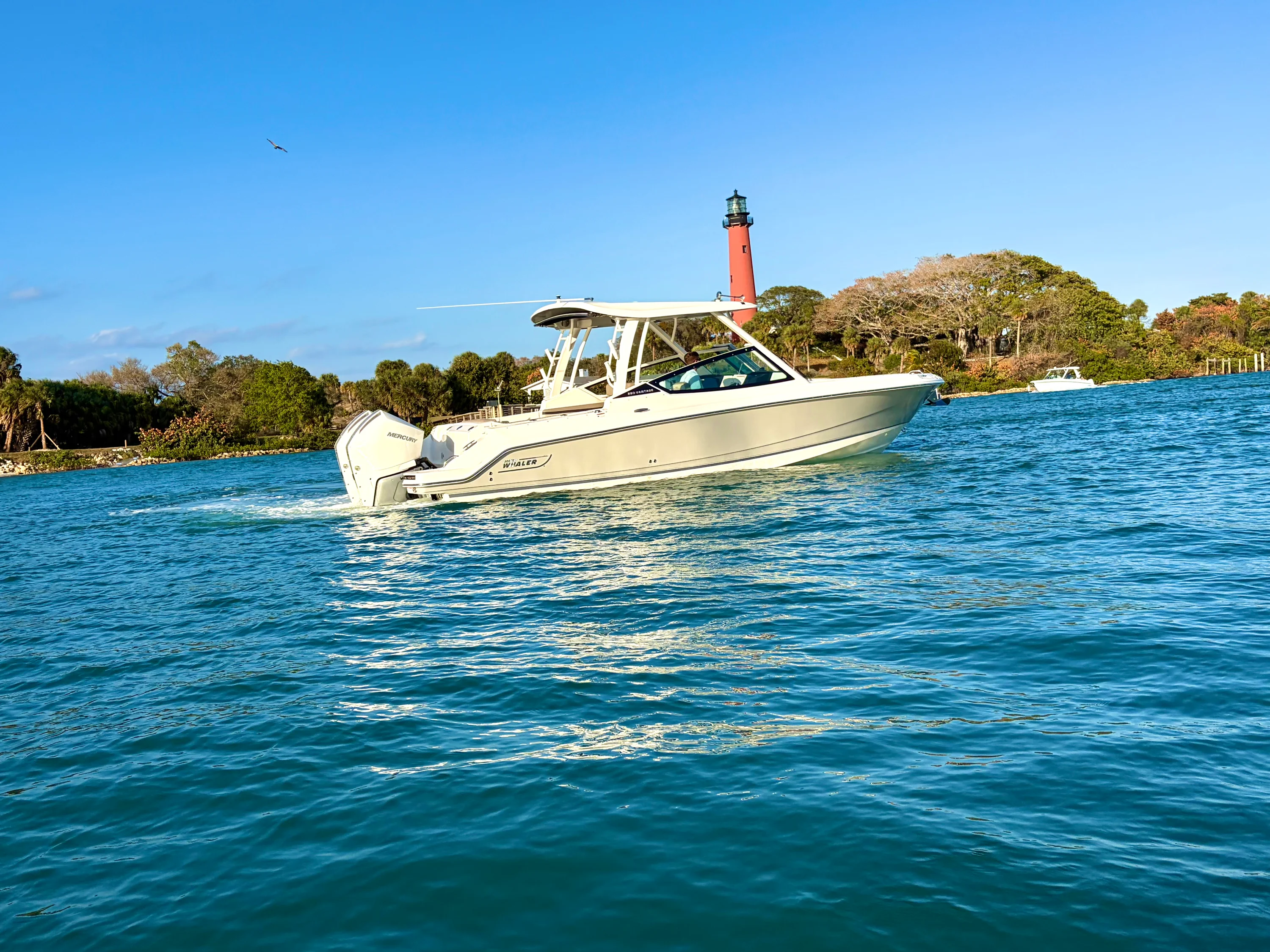 2026 Boston Whaler 280 Vantage Image Thumbnail #6