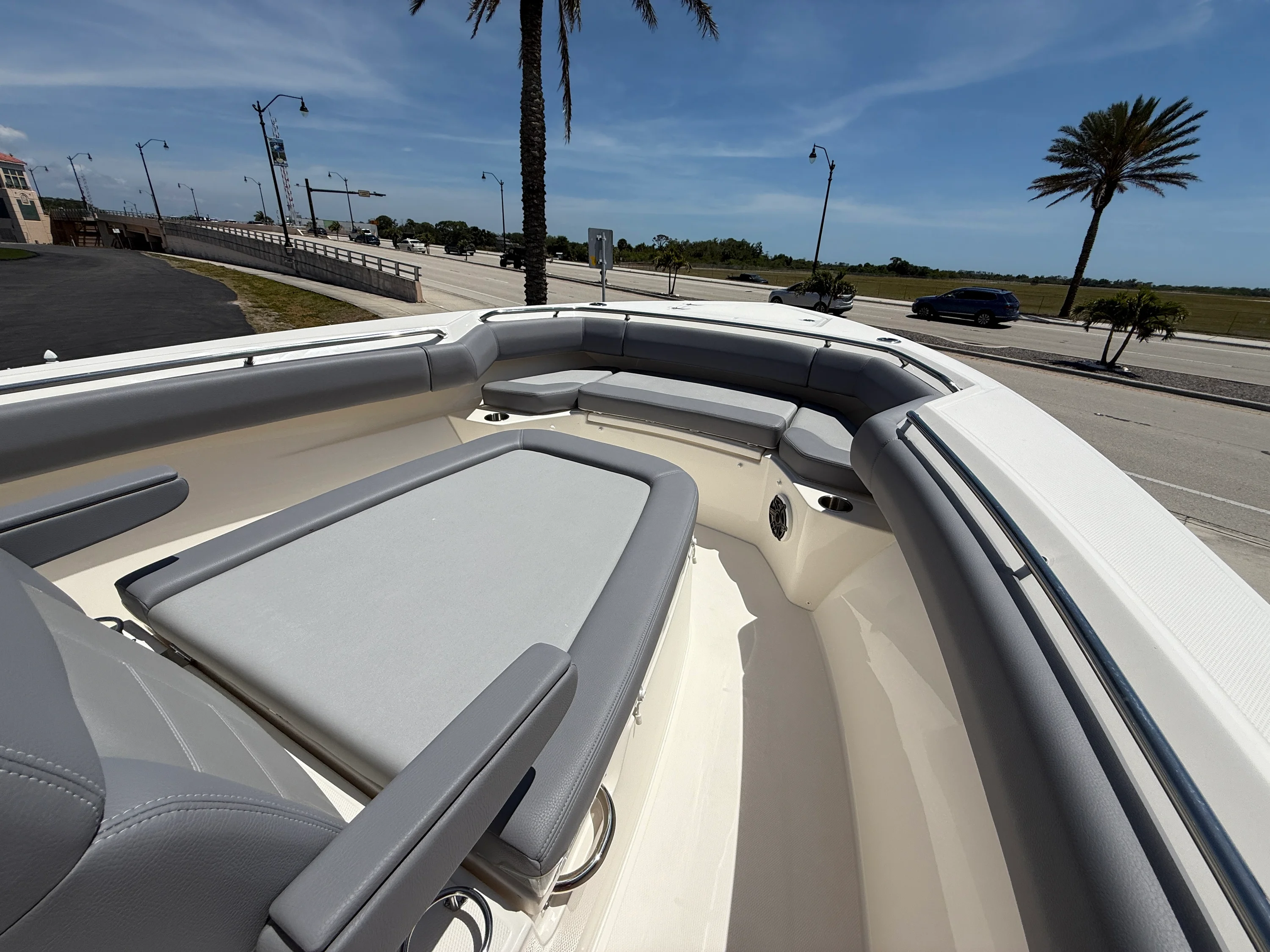 2026 Boston Whaler 280 Outrage Image Thumbnail #6