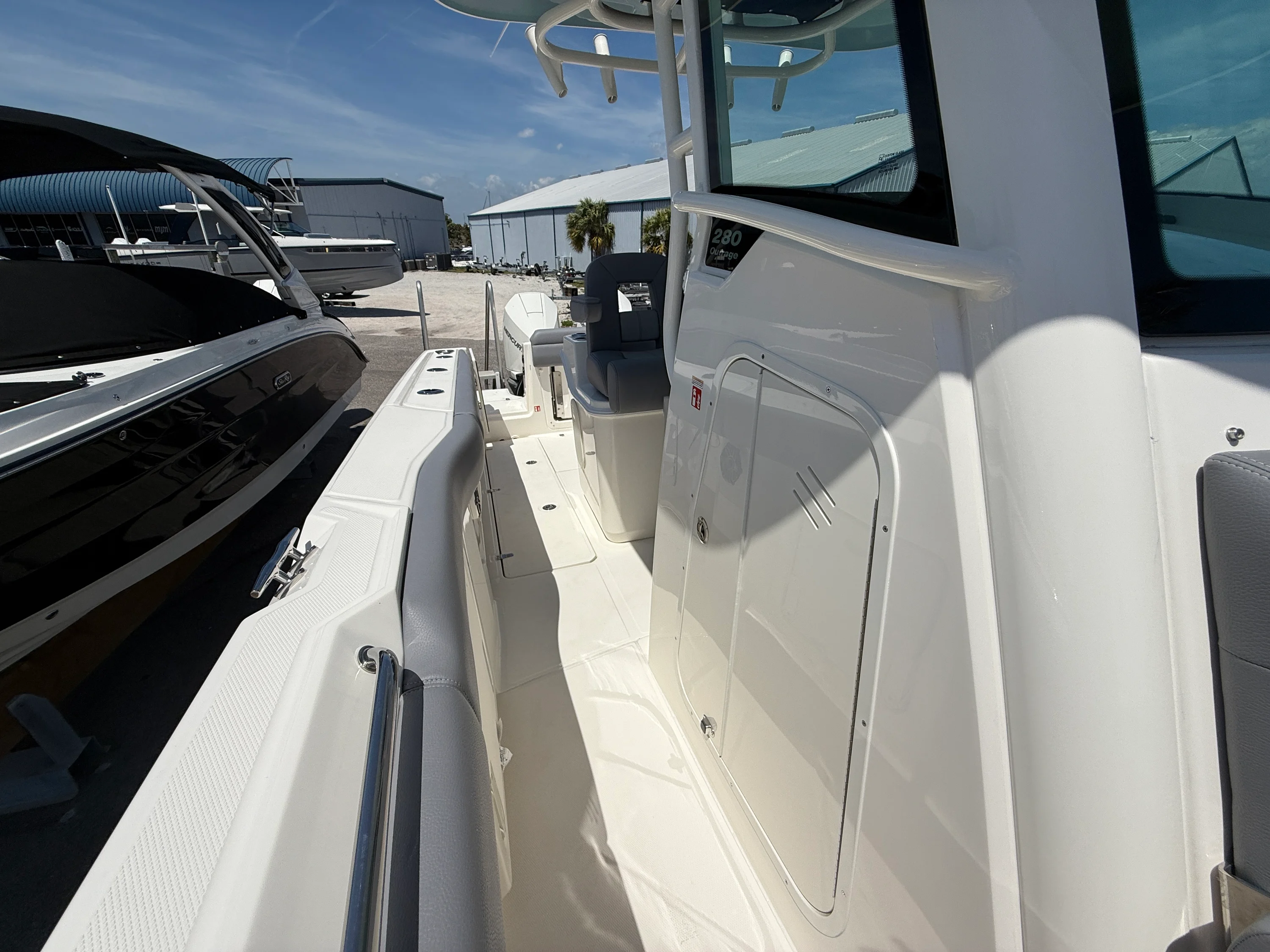 2026 Boston Whaler 280 Outrage Image Thumbnail #14
