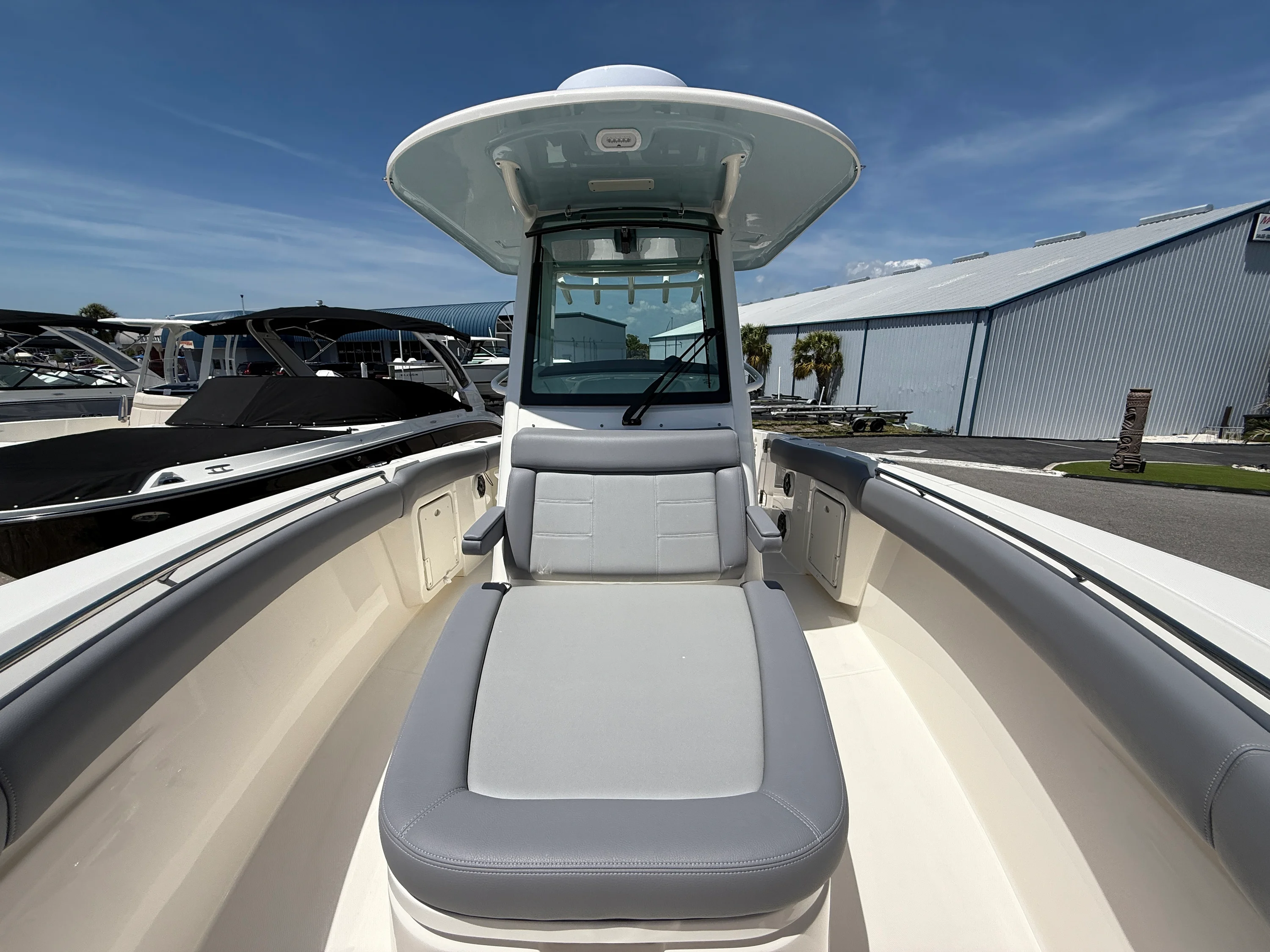 2026 Boston Whaler 280 Outrage Image Thumbnail #4