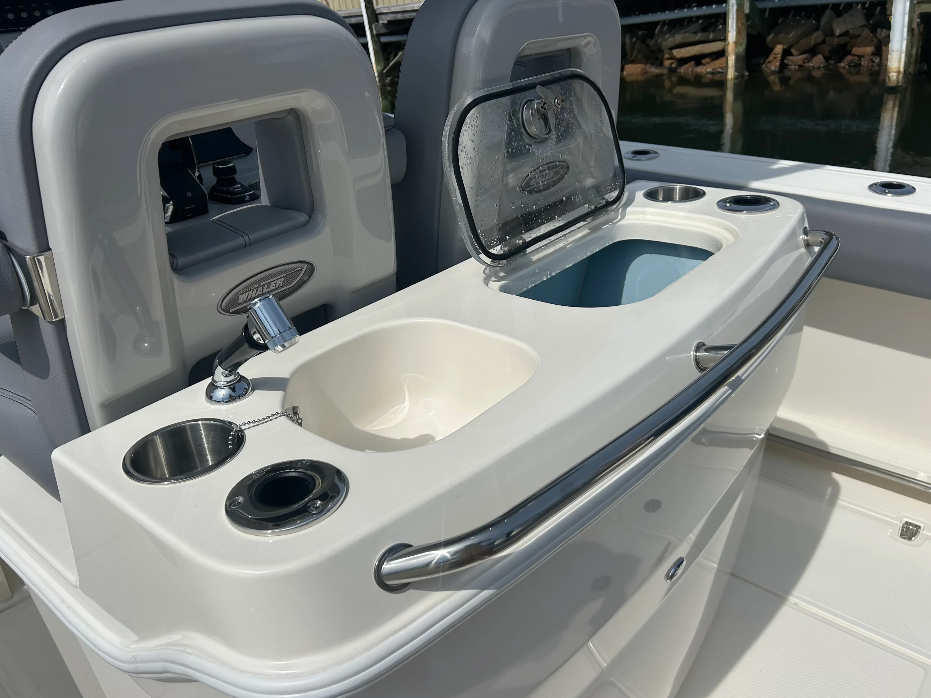 2026 Boston Whaler 280 Outrage Image Thumbnail #16