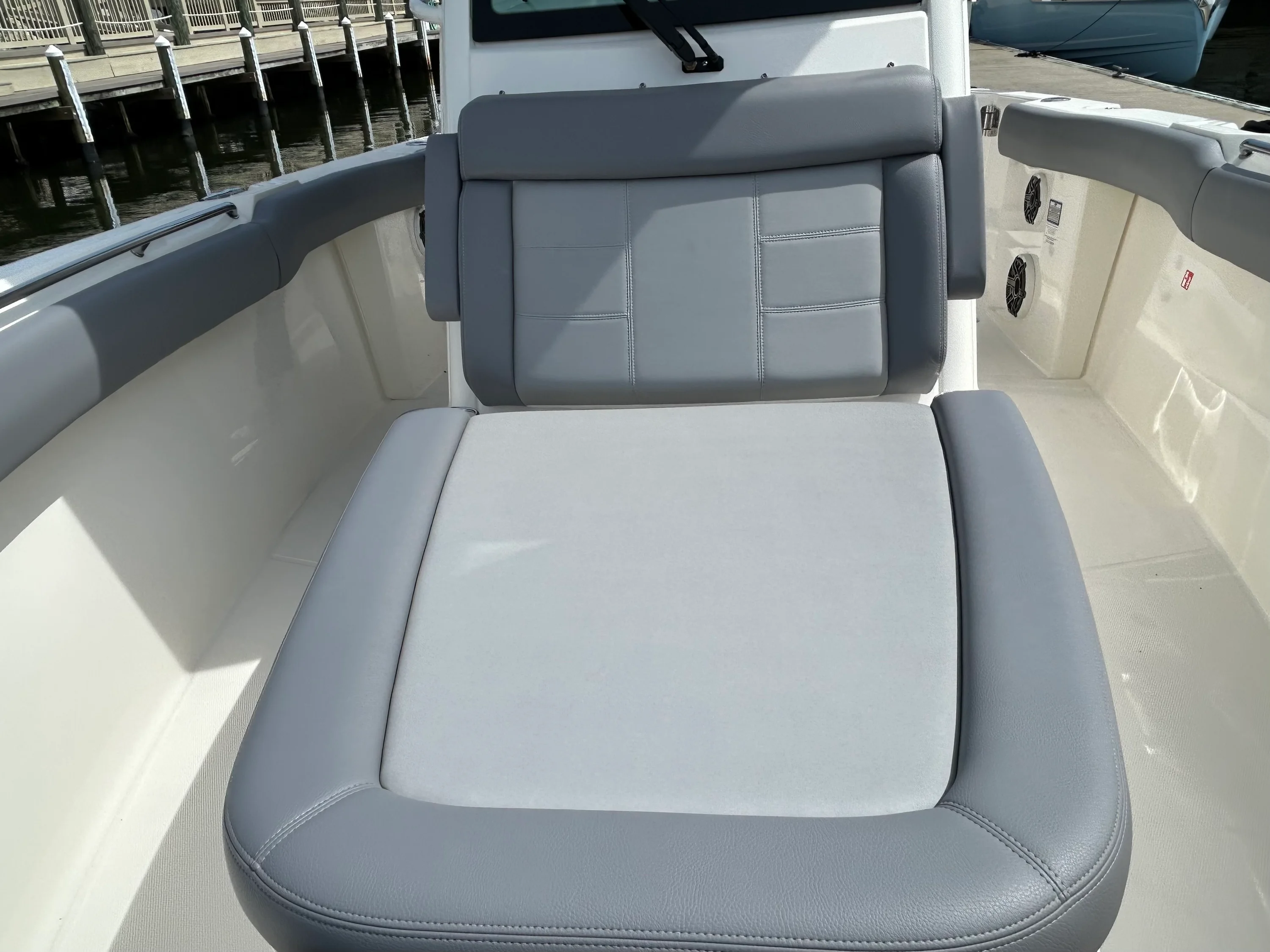 2026 Boston Whaler 280 Outrage Image Thumbnail #36