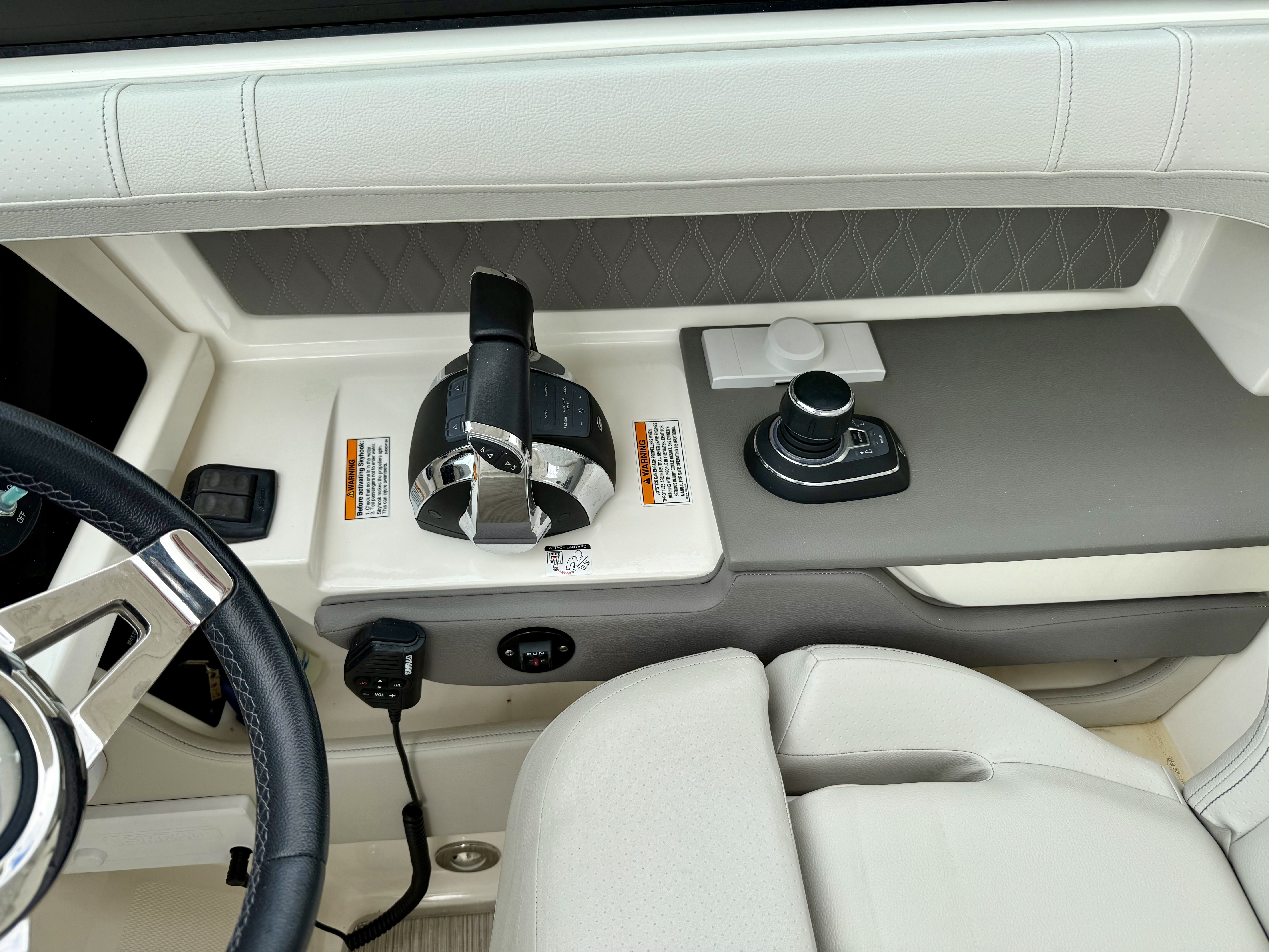 2021 Sea Ray SLX 310 OB Image Thumbnail #35