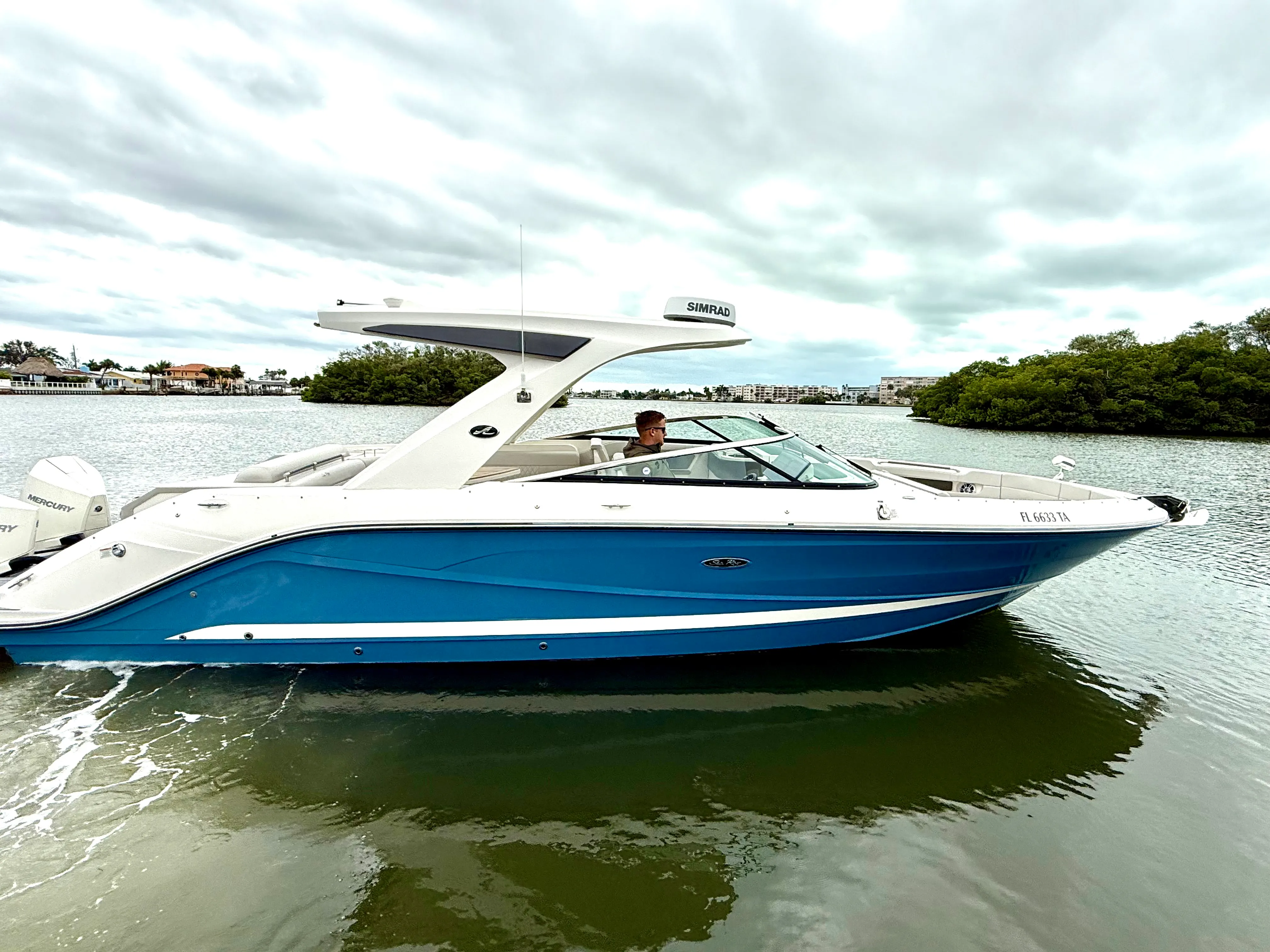 2021 Sea Ray SLX 310 OB Image Thumbnail #0