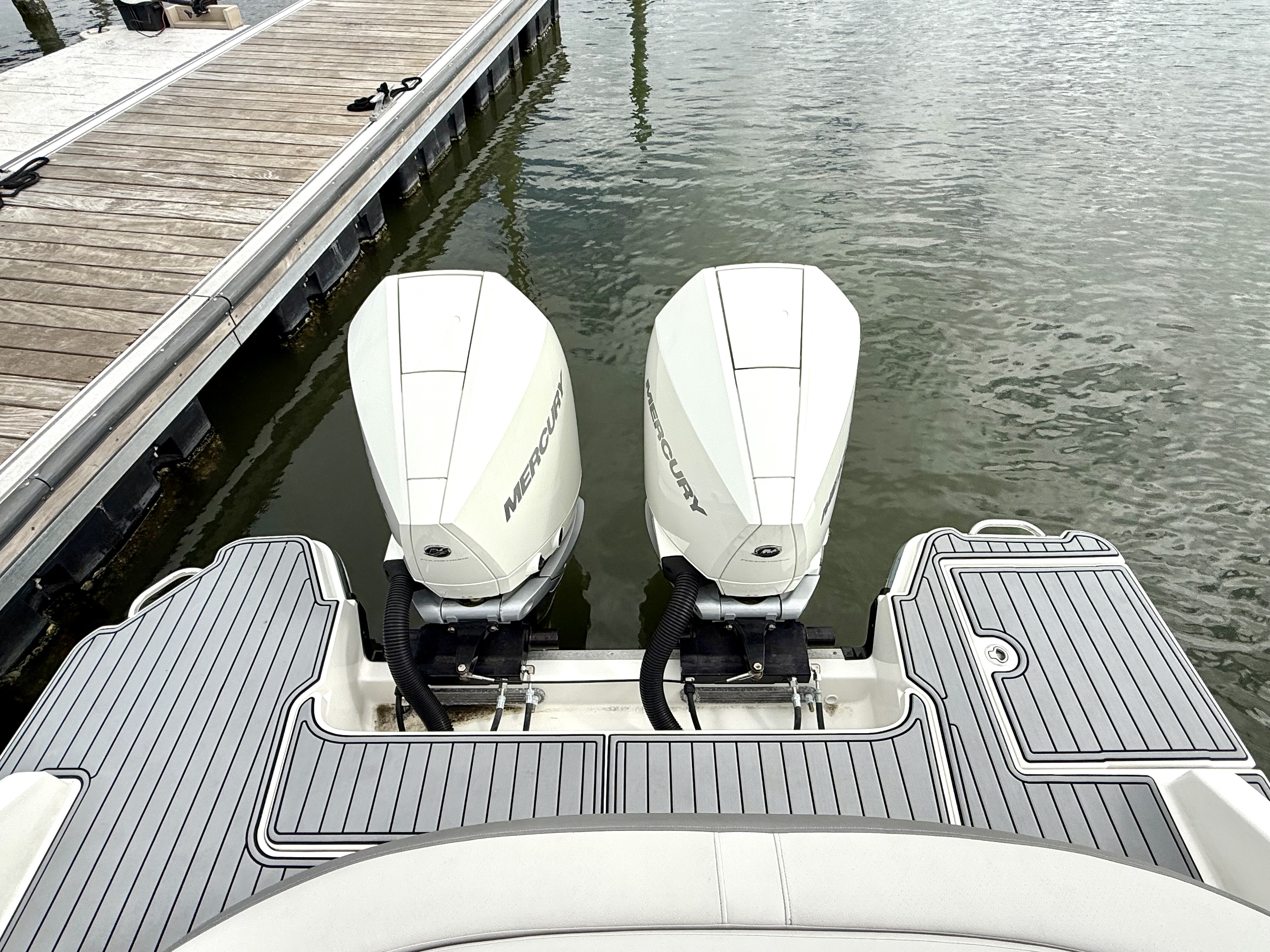 2021 Sea Ray SLX 310 OB Image Thumbnail #49