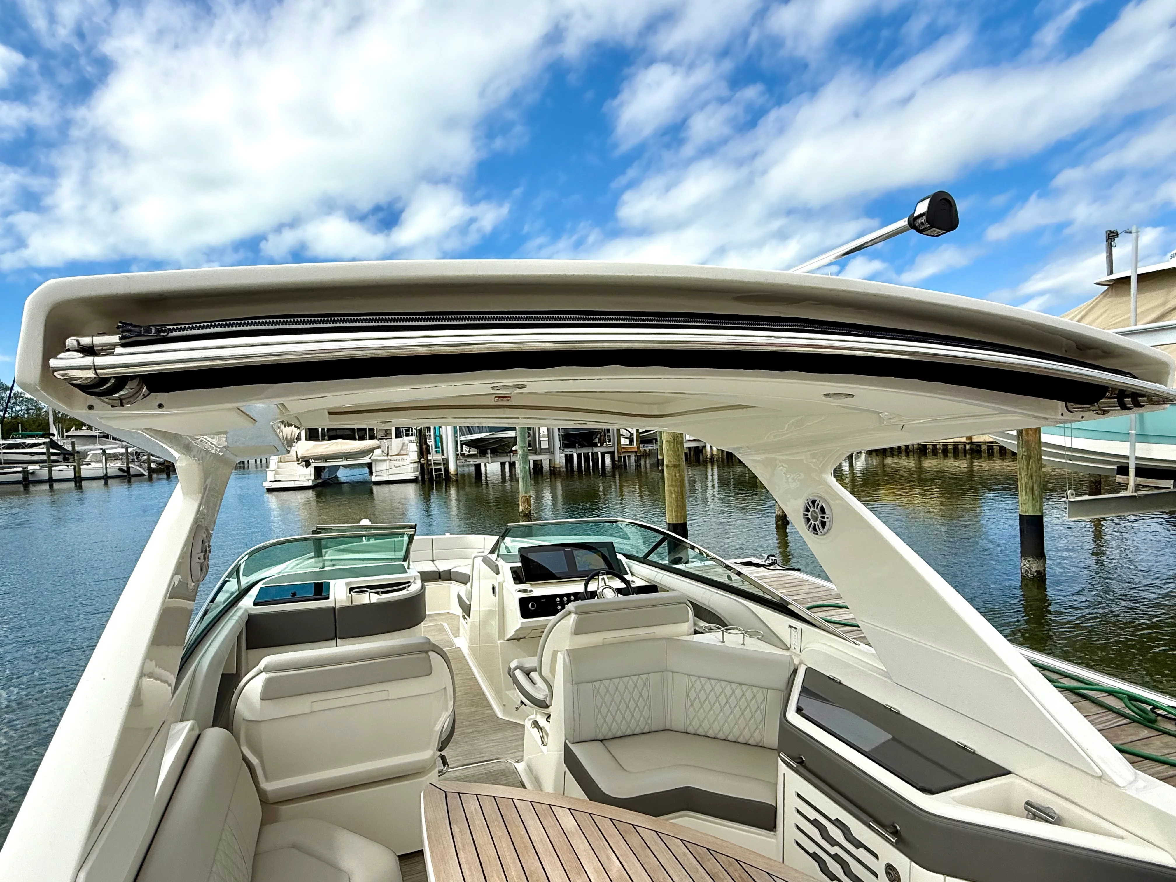 2021 Sea Ray SLX 310 OB Image Thumbnail #50