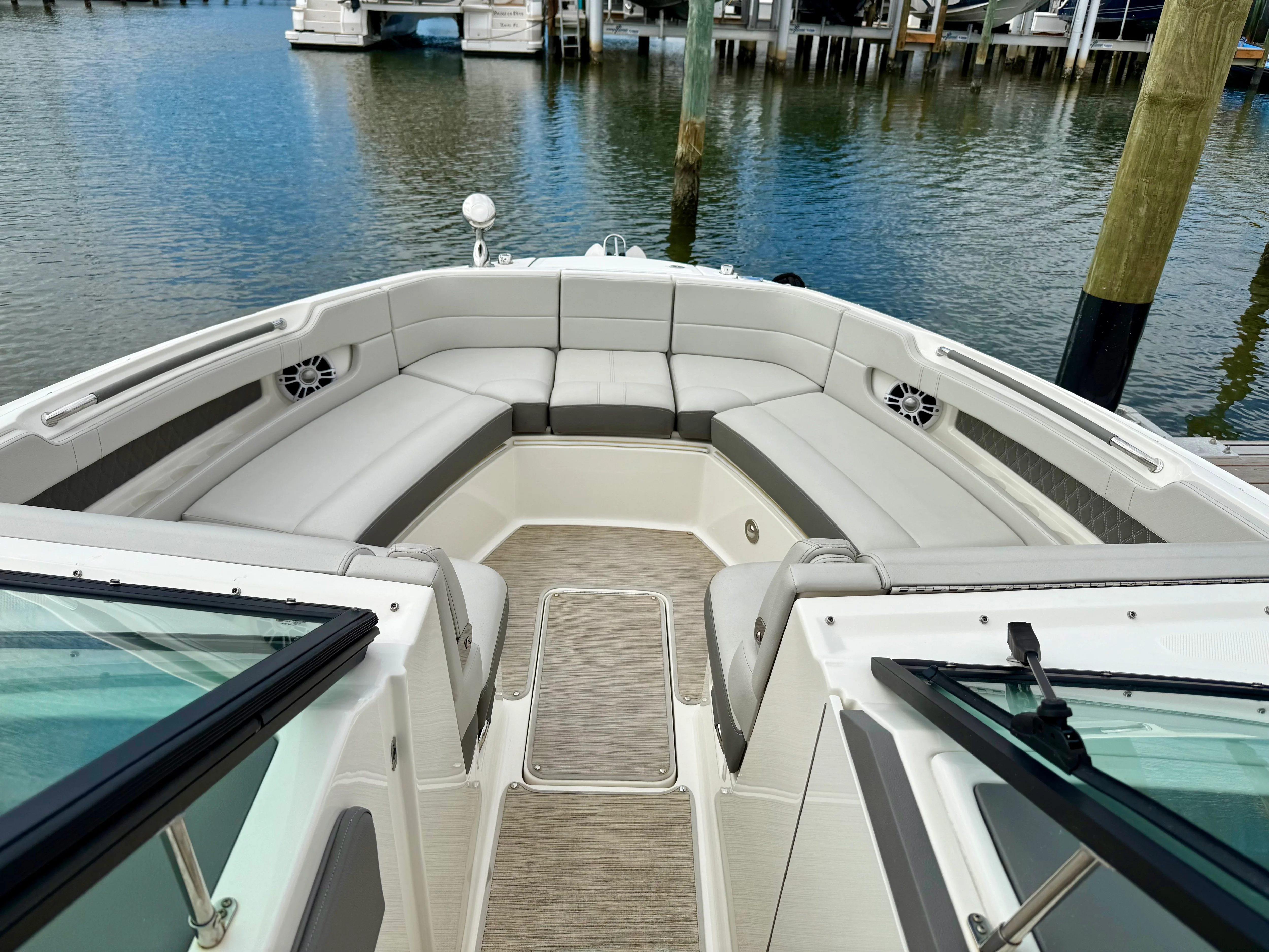 2021 Sea Ray SLX 310 OB Image Thumbnail #41