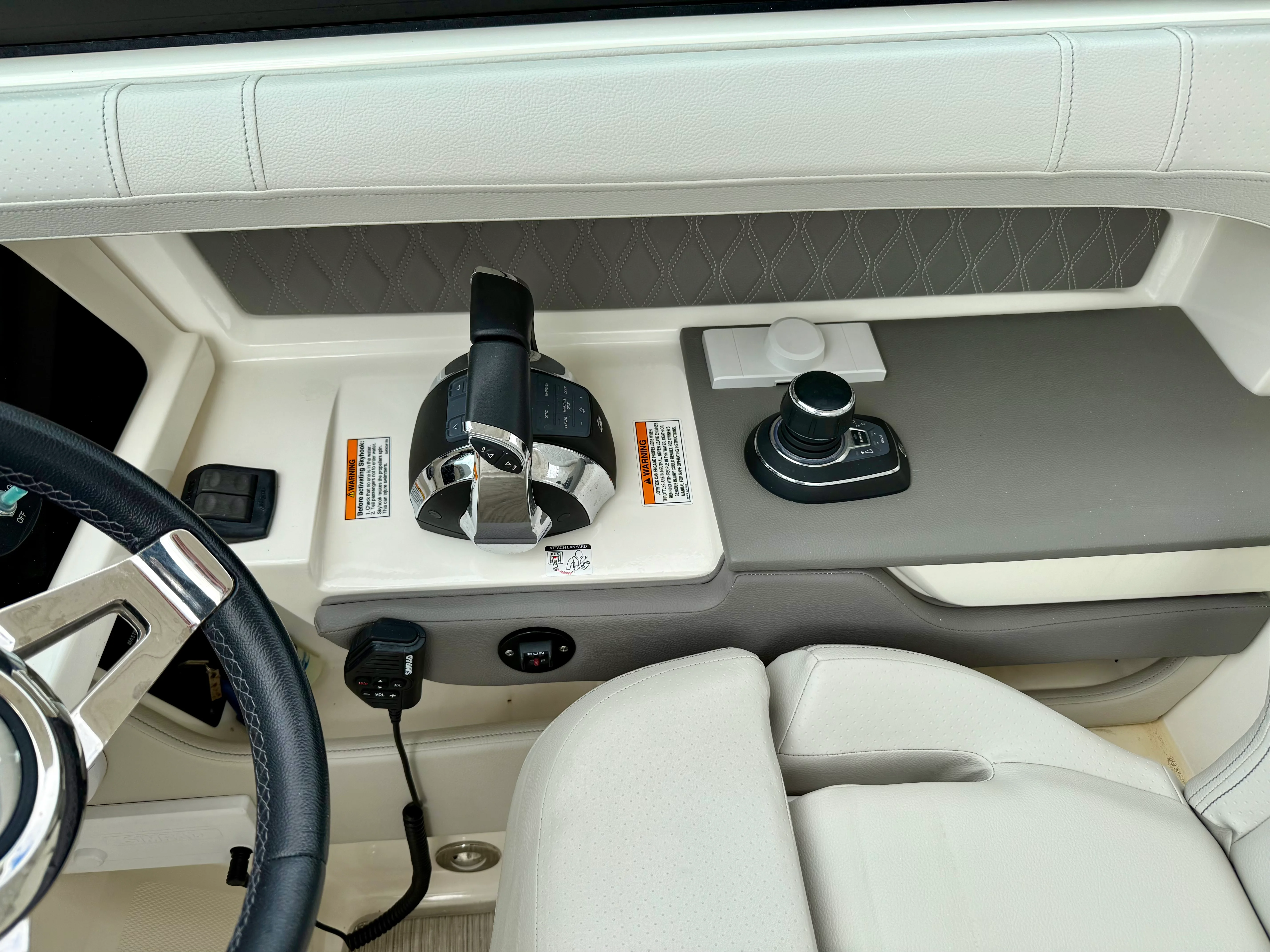 2021 Sea Ray SLX 310 OB Image Thumbnail #35