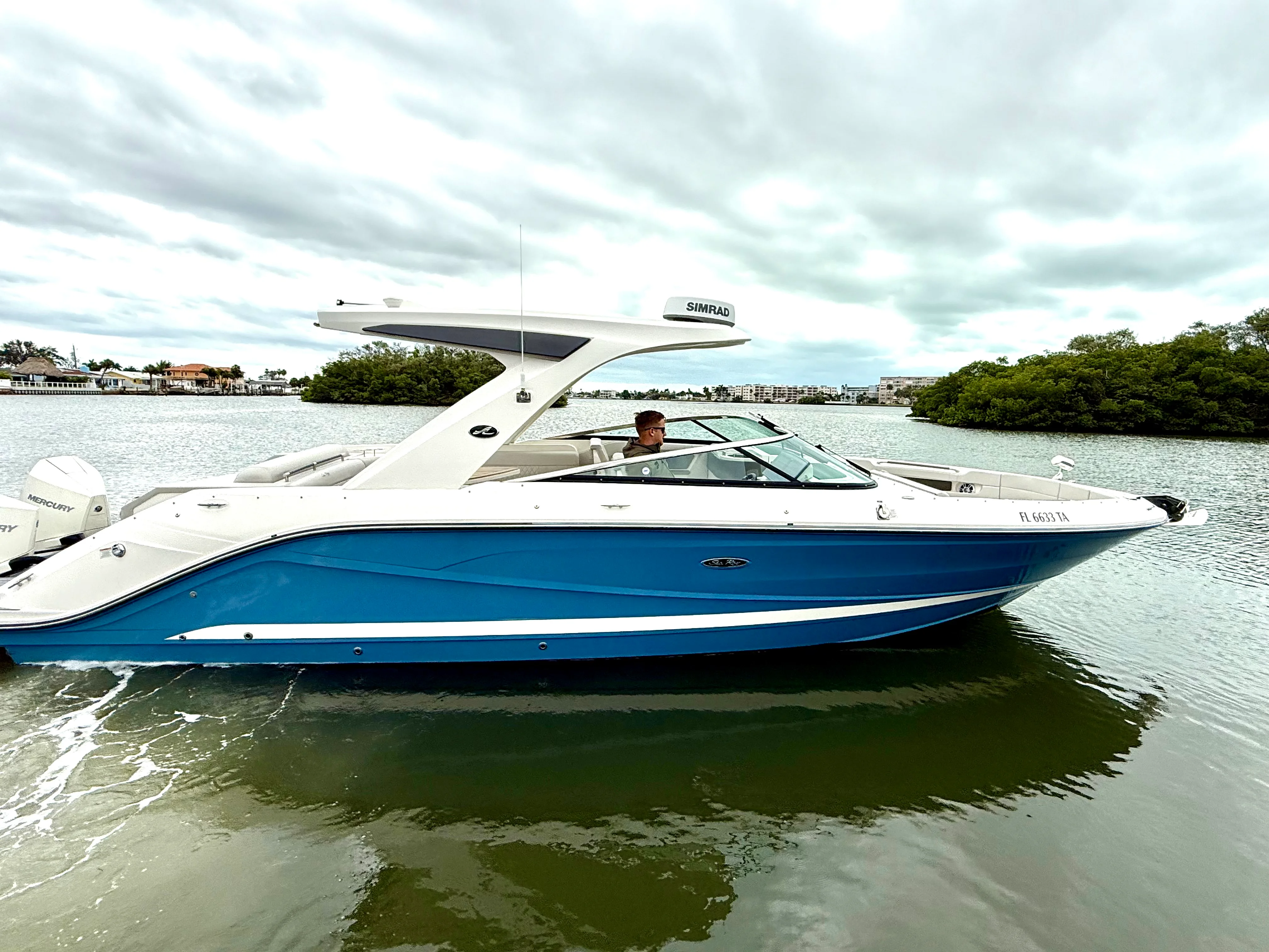 2021 Sea Ray SLX 310 OB Image Thumbnail #0