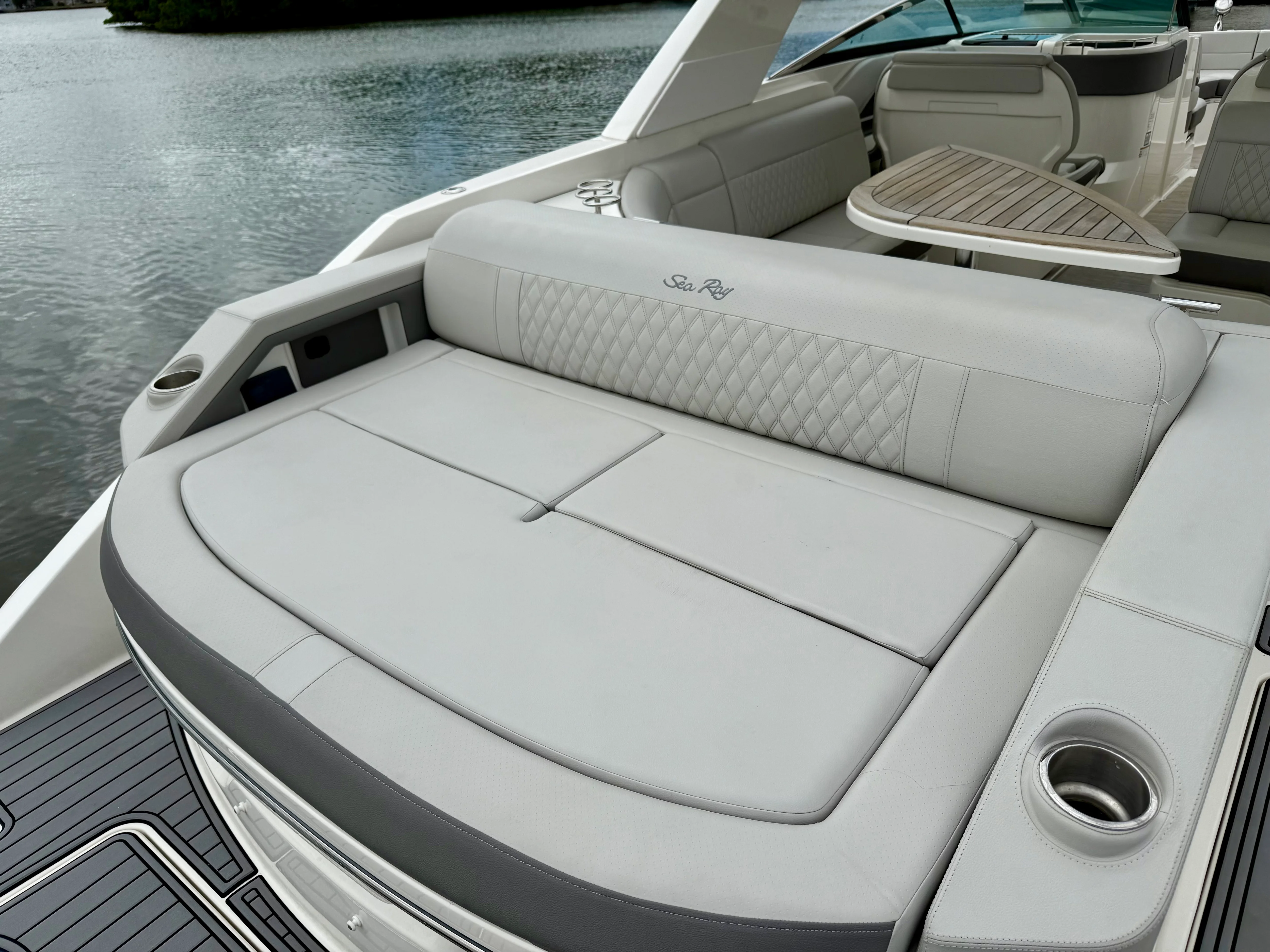 2021 Sea Ray SLX 310 OB Image Thumbnail #22