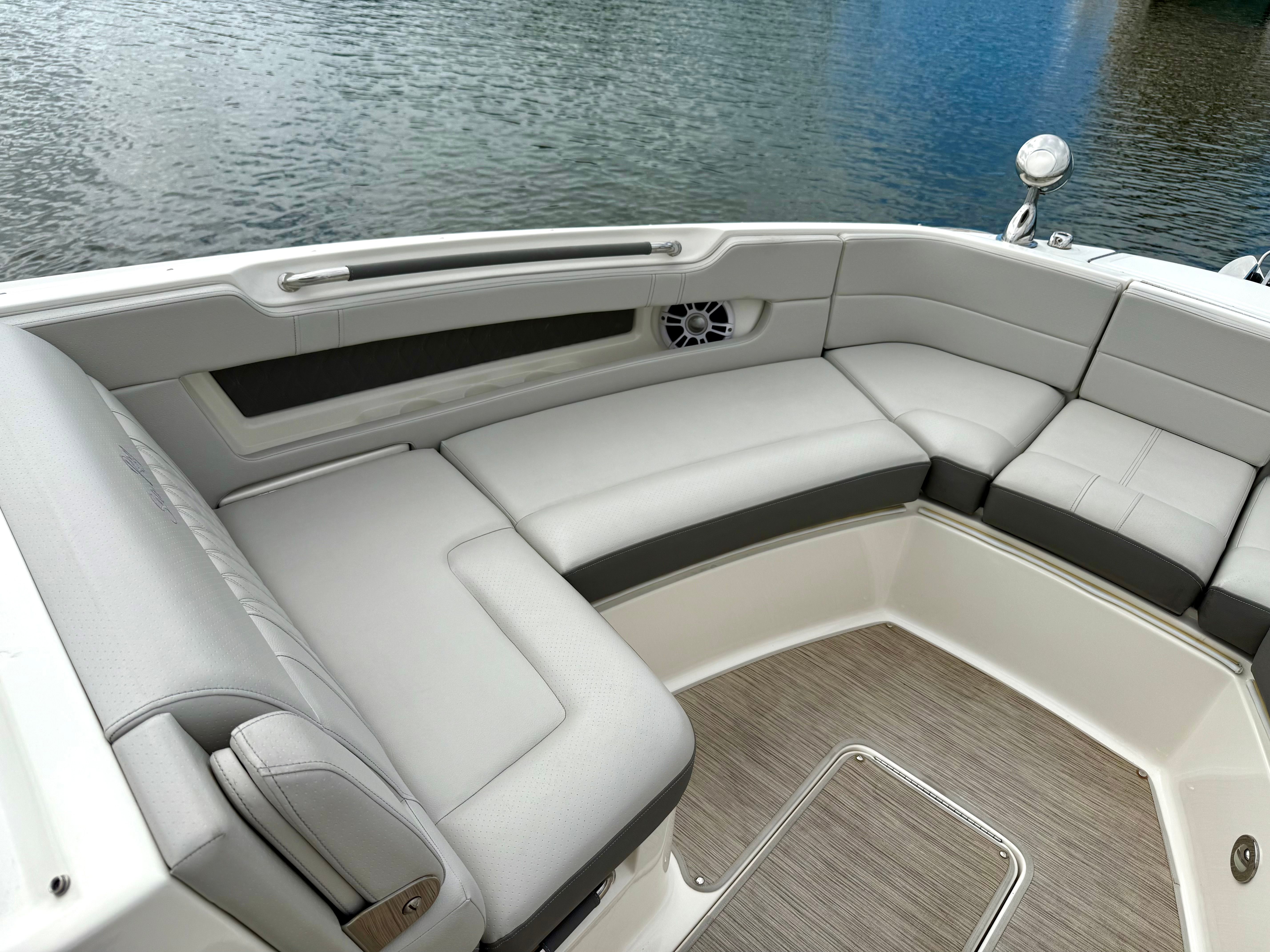 2021 Sea Ray SLX 310 OB Image Thumbnail #40