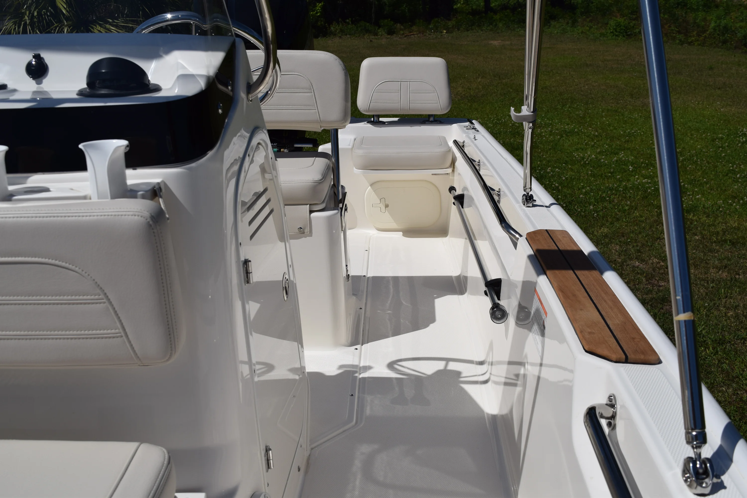 2026 Boston Whaler 170 Montauk Image Thumbnail #11