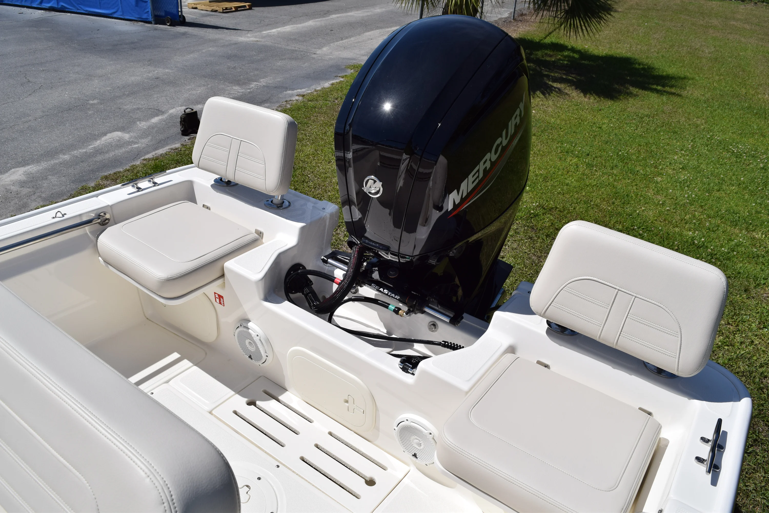 2026 Boston Whaler 170 Montauk Image Thumbnail #5