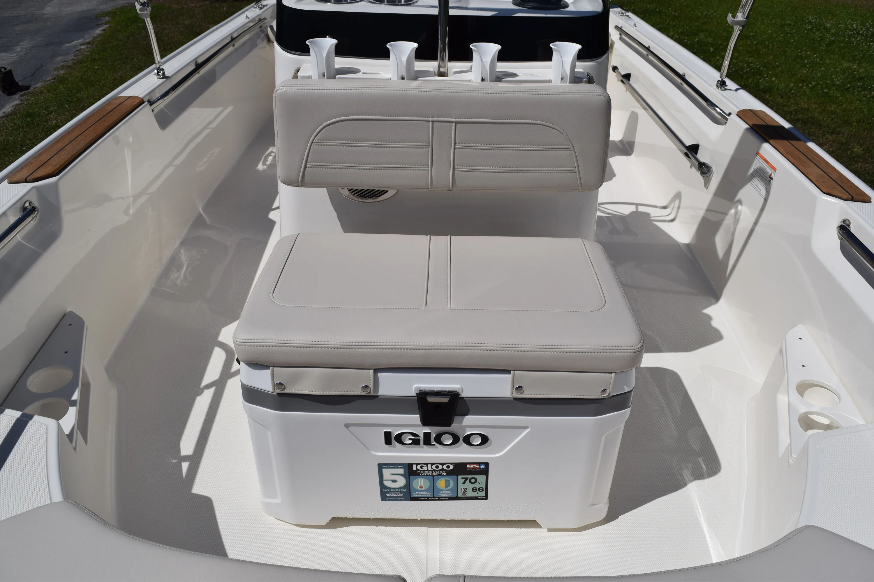 2026 Boston Whaler 170 Montauk Image Thumbnail #13