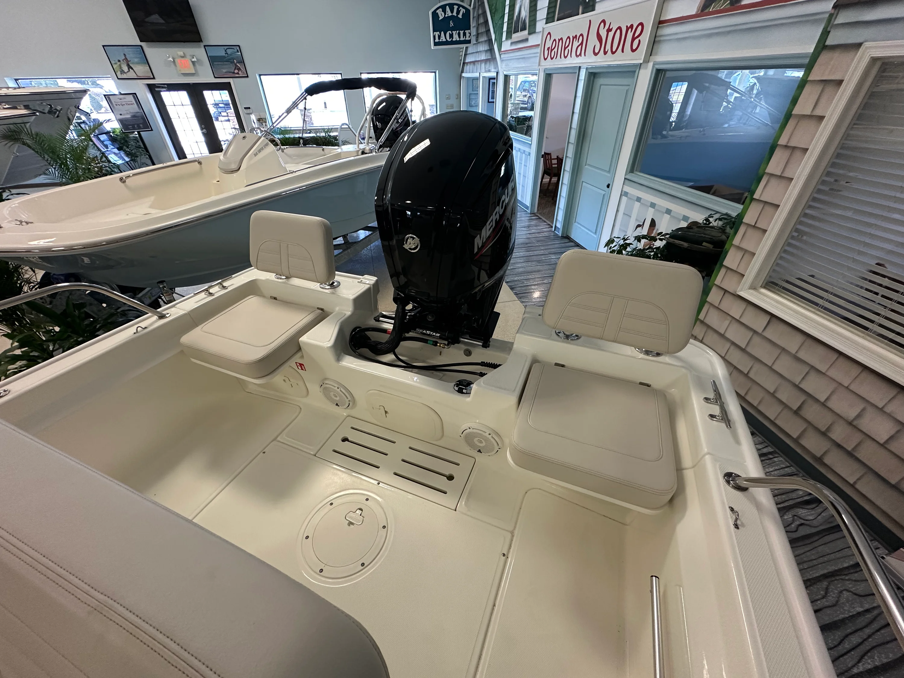 2026 Boston Whaler 170 Montauk Image Thumbnail #4