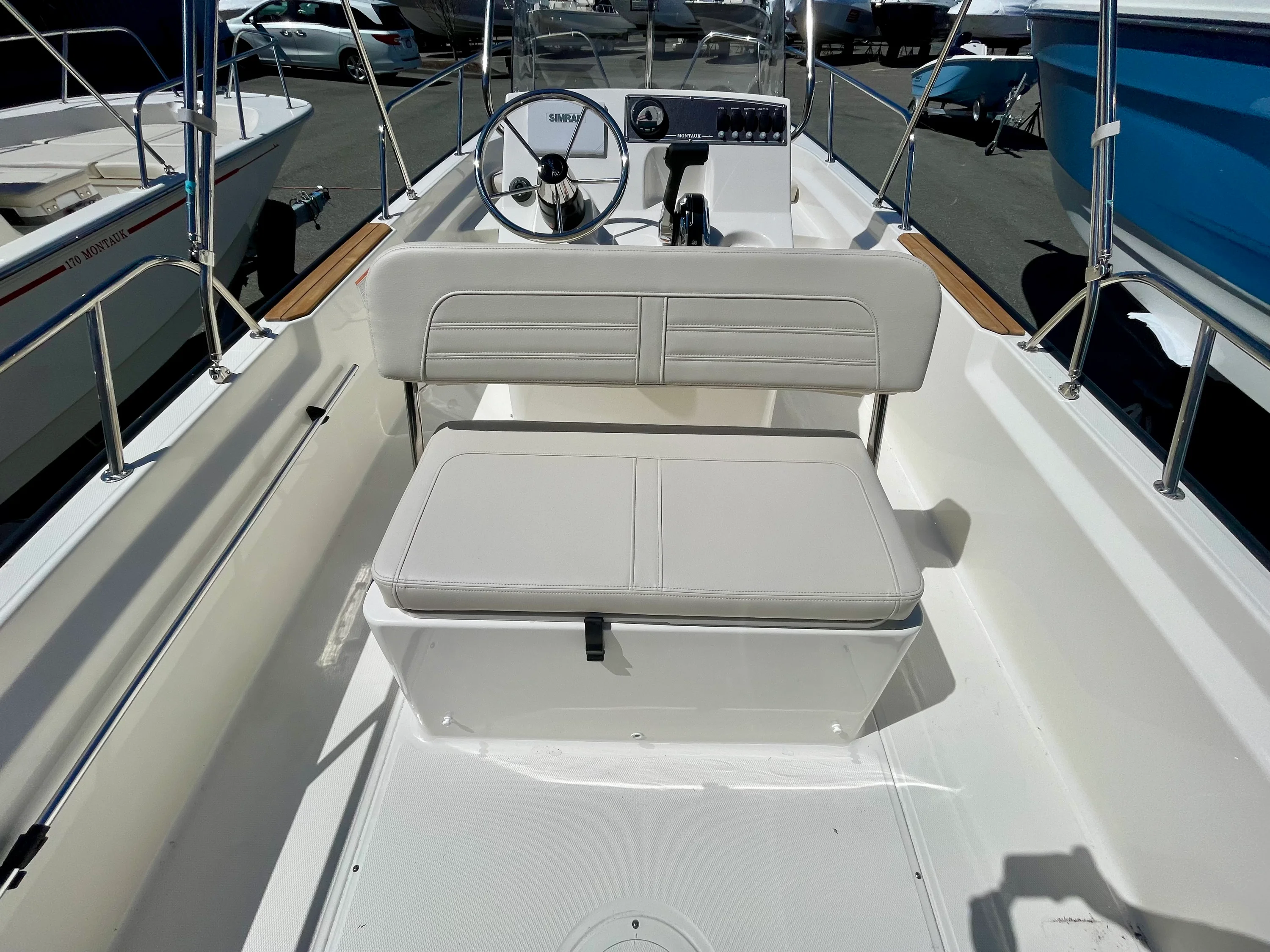 2026 Boston Whaler 170 Montauk Image Thumbnail #4