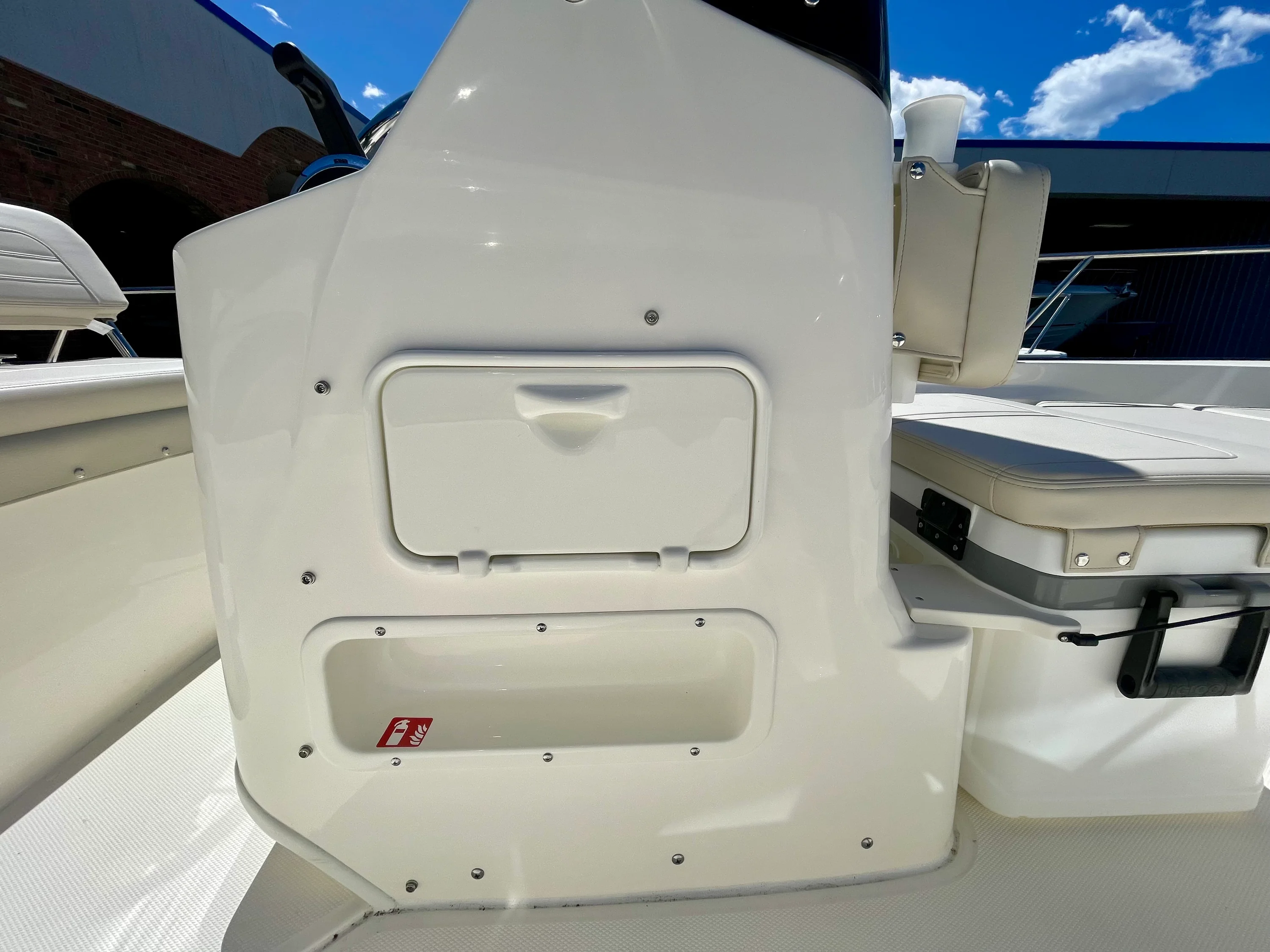 2026 Boston Whaler 170 Montauk Image Thumbnail #11