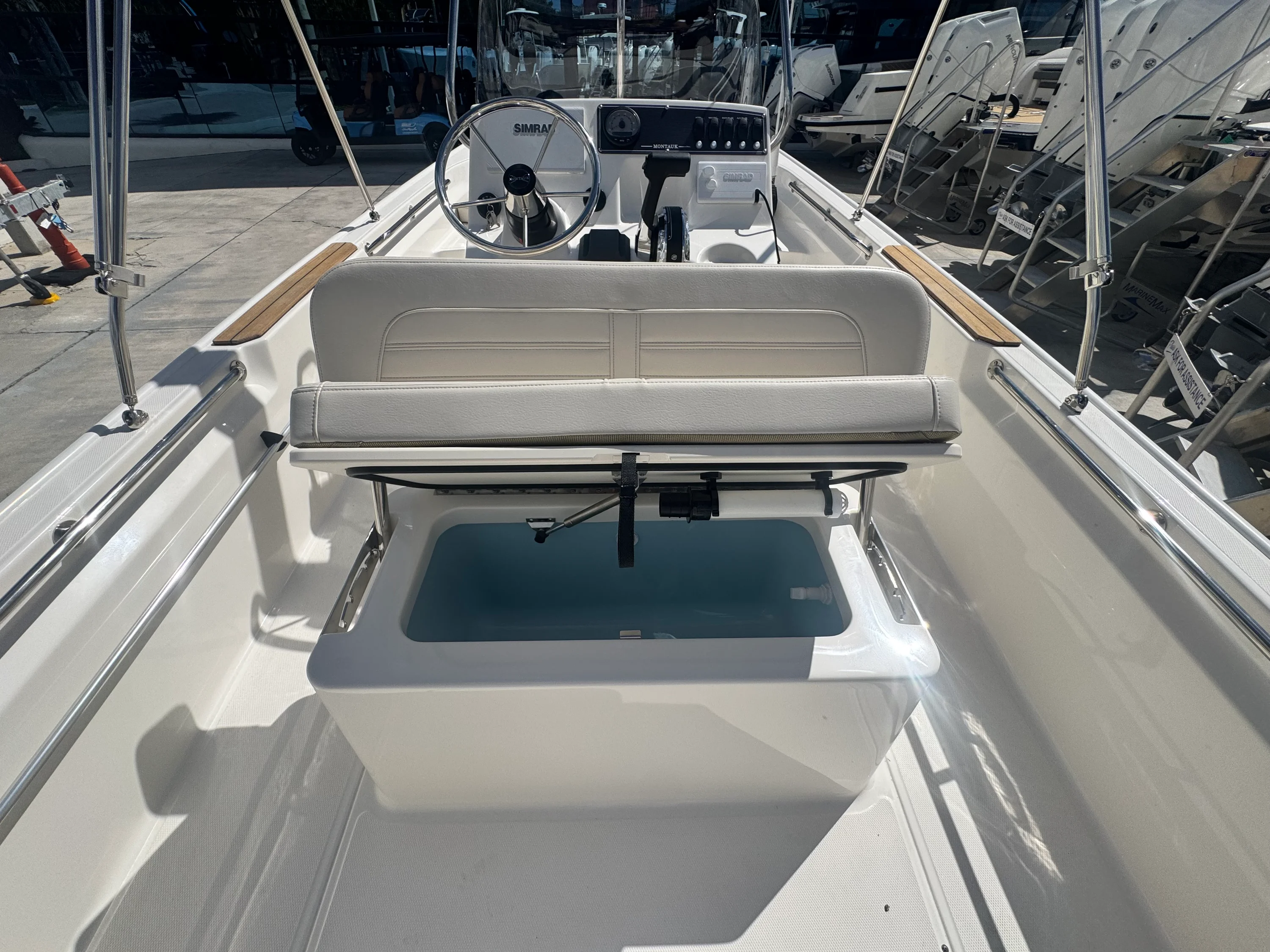 2026 Boston Whaler 170 Montauk Image Thumbnail #13