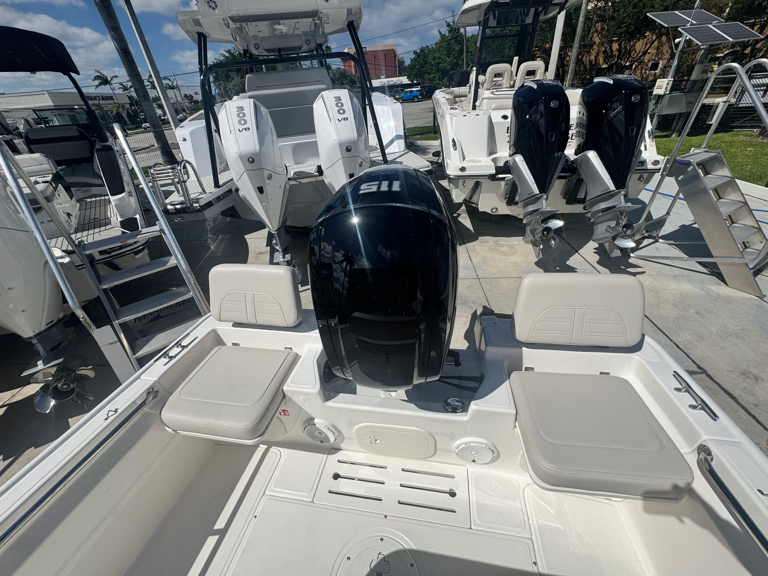 2026 Boston Whaler 170 Montauk Image Thumbnail #8